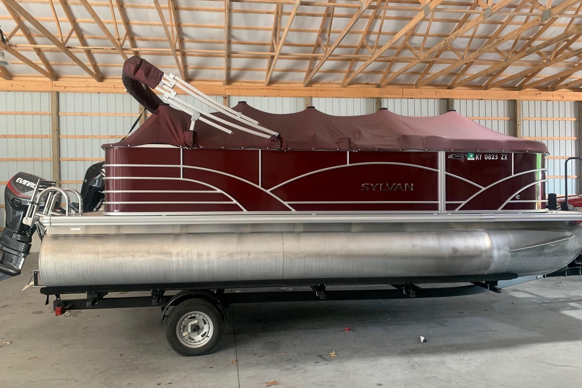 Used 2019 Sylvan Mirage 820 Cruise