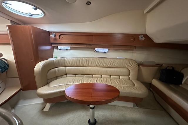 Used 2003 Four Winns 378 Vista