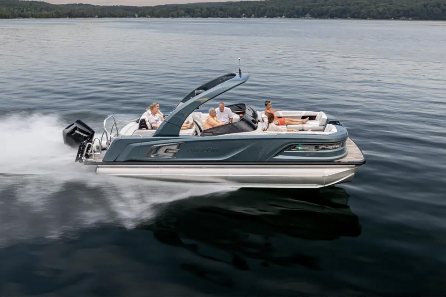 2026 Avalon Excalibur Versatile Rear Bench Windshield - 27'