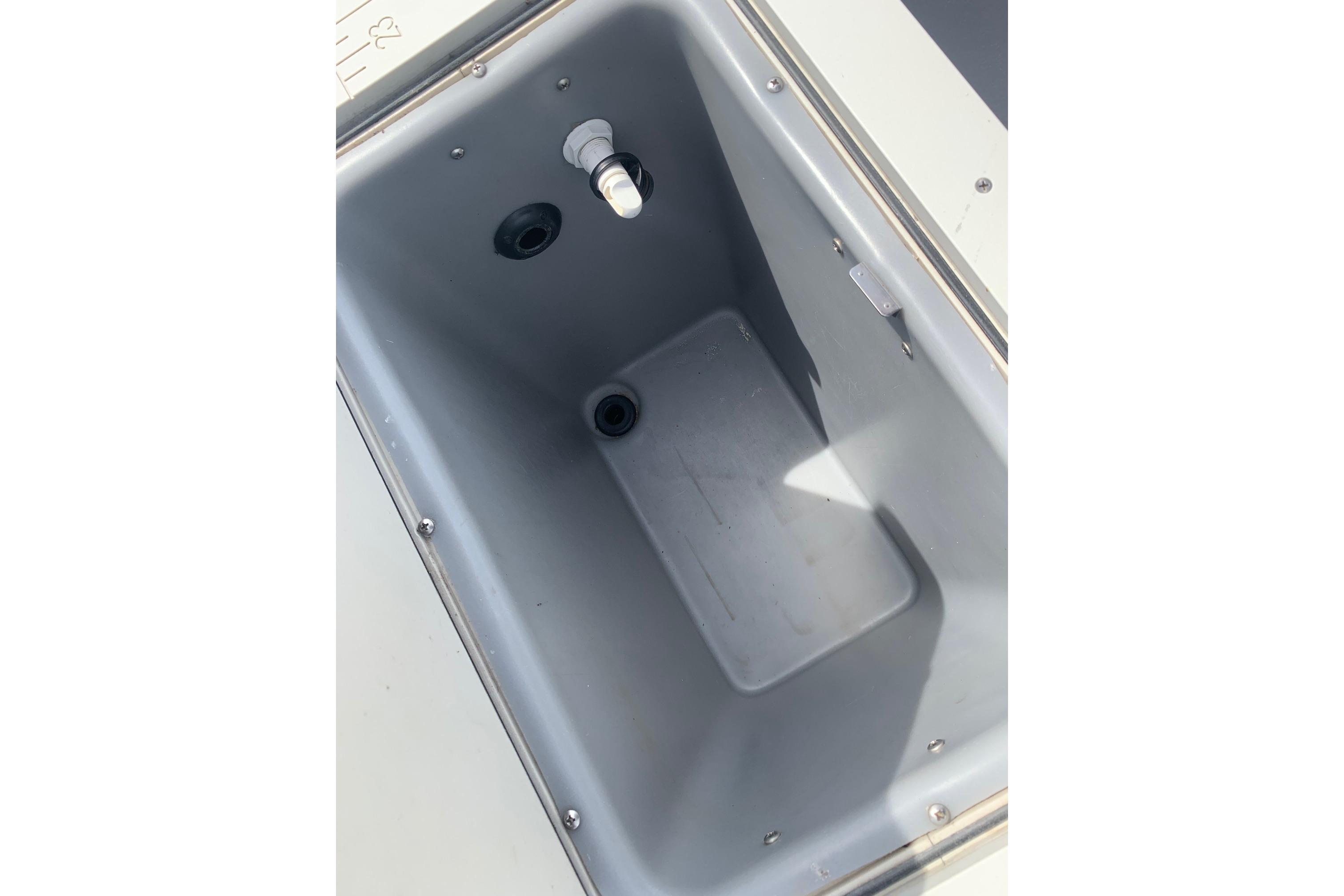 Used 2019 SunCatcher V22FC