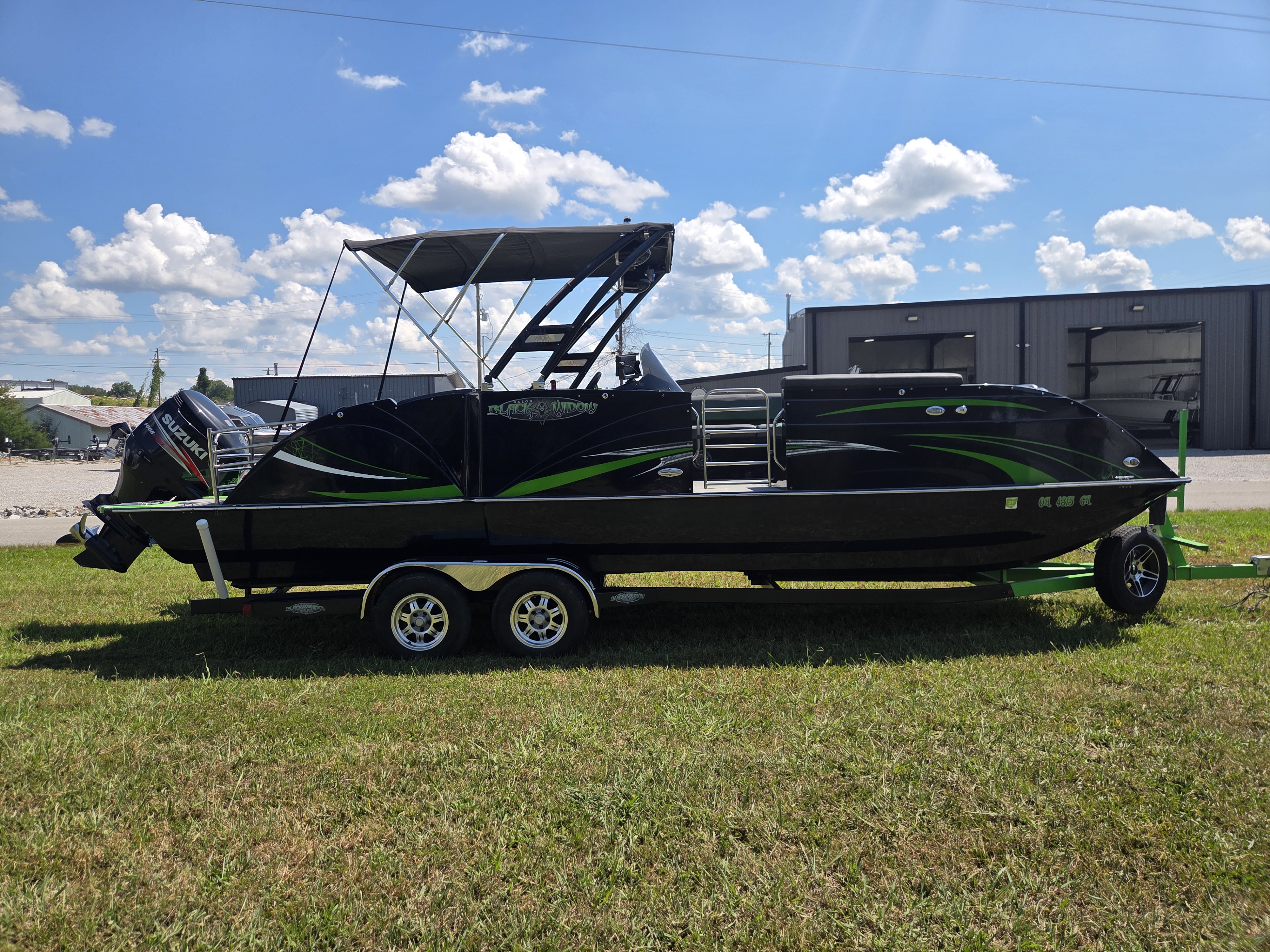 Used 2015 Caravelle Razor 247 UR "Black Widow Edition"