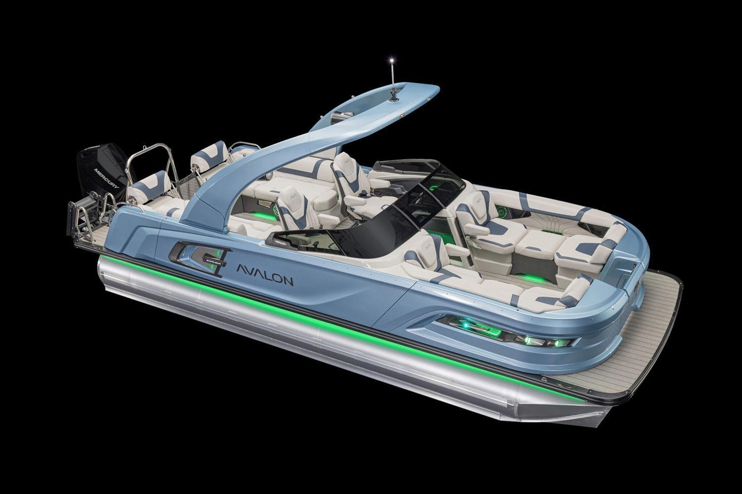 2026 Avalon Excalibur Quad Lounge Shift Windshield - 27'