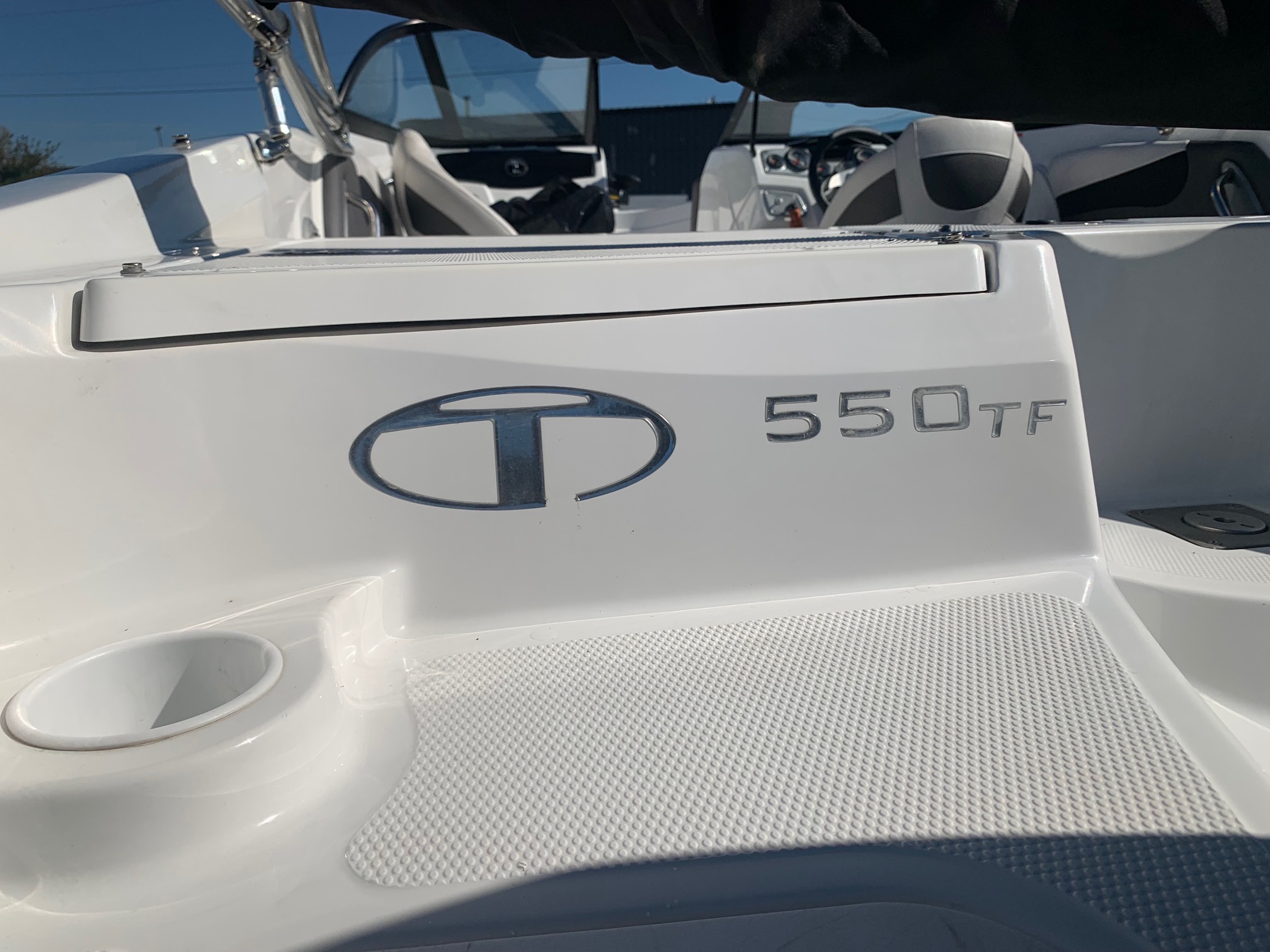 Used 2019 TAHOE 550 TF