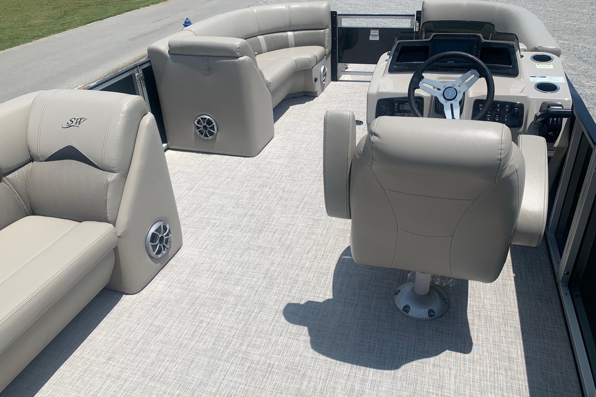Used 2023 Silver Wave 2410 SW3 CLS