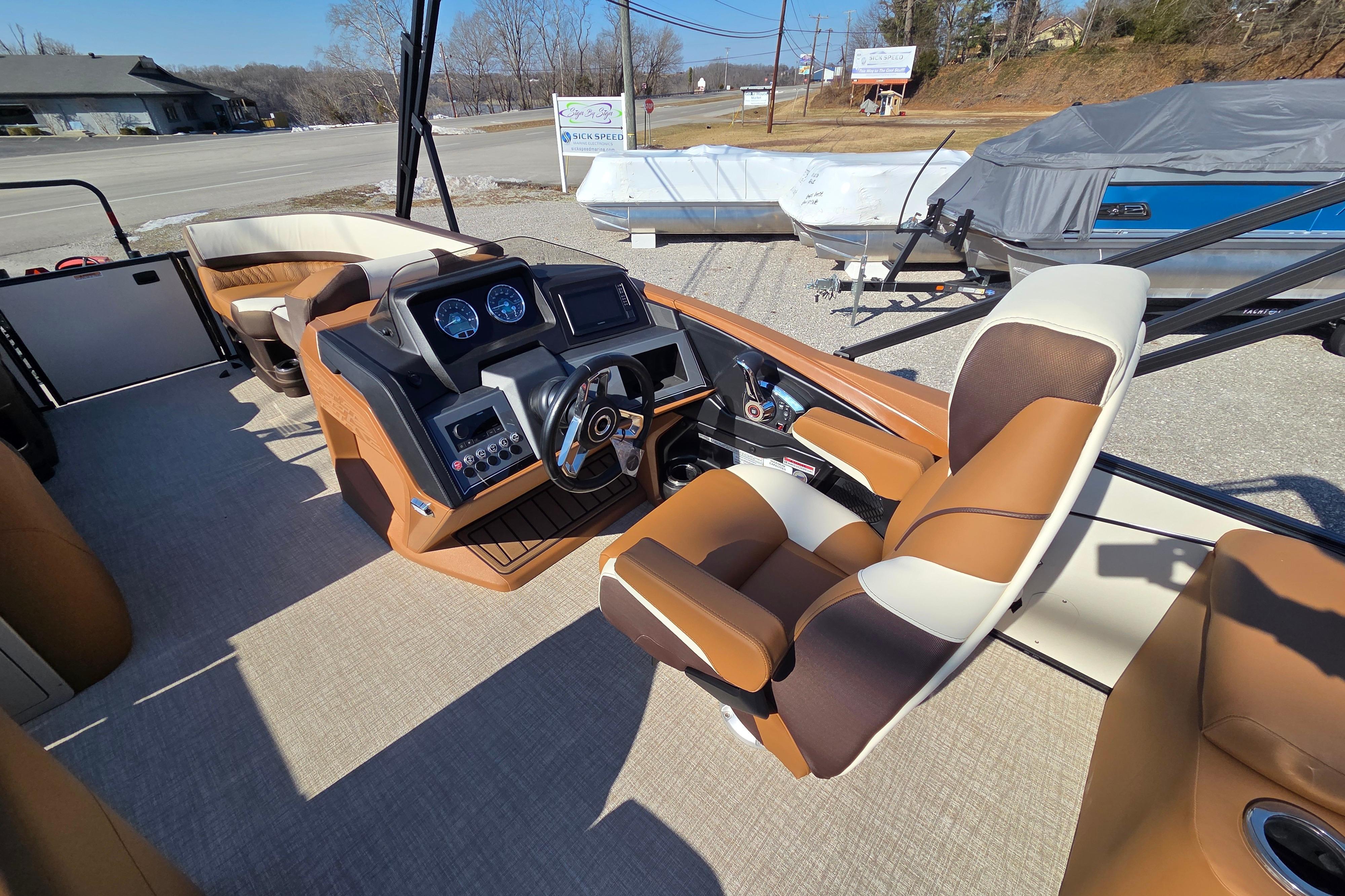 2026 Avalon Platinum Catalina 2585 Elite