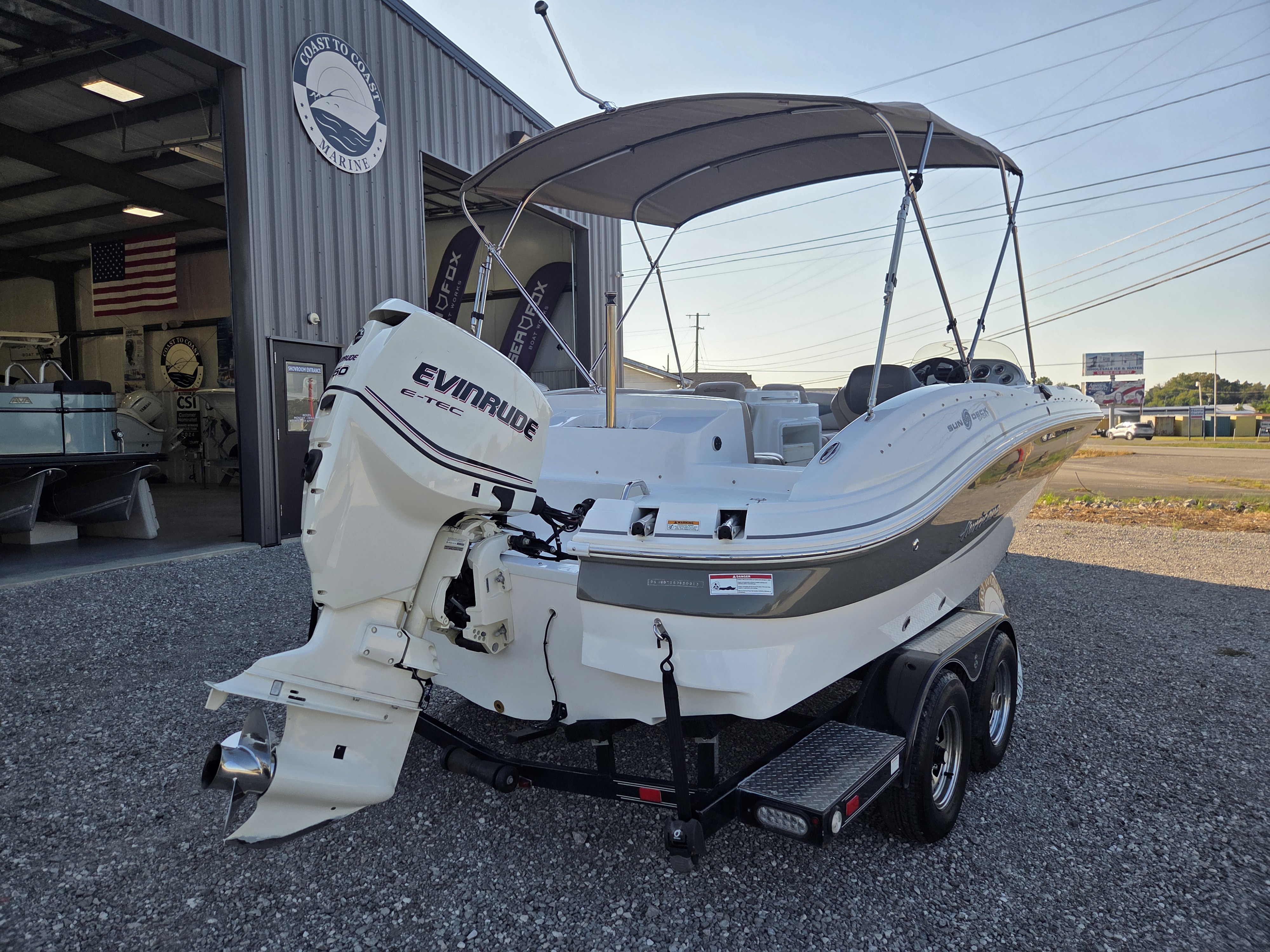 Used 2013 Hurricane 203 Sundeck Sport OB
