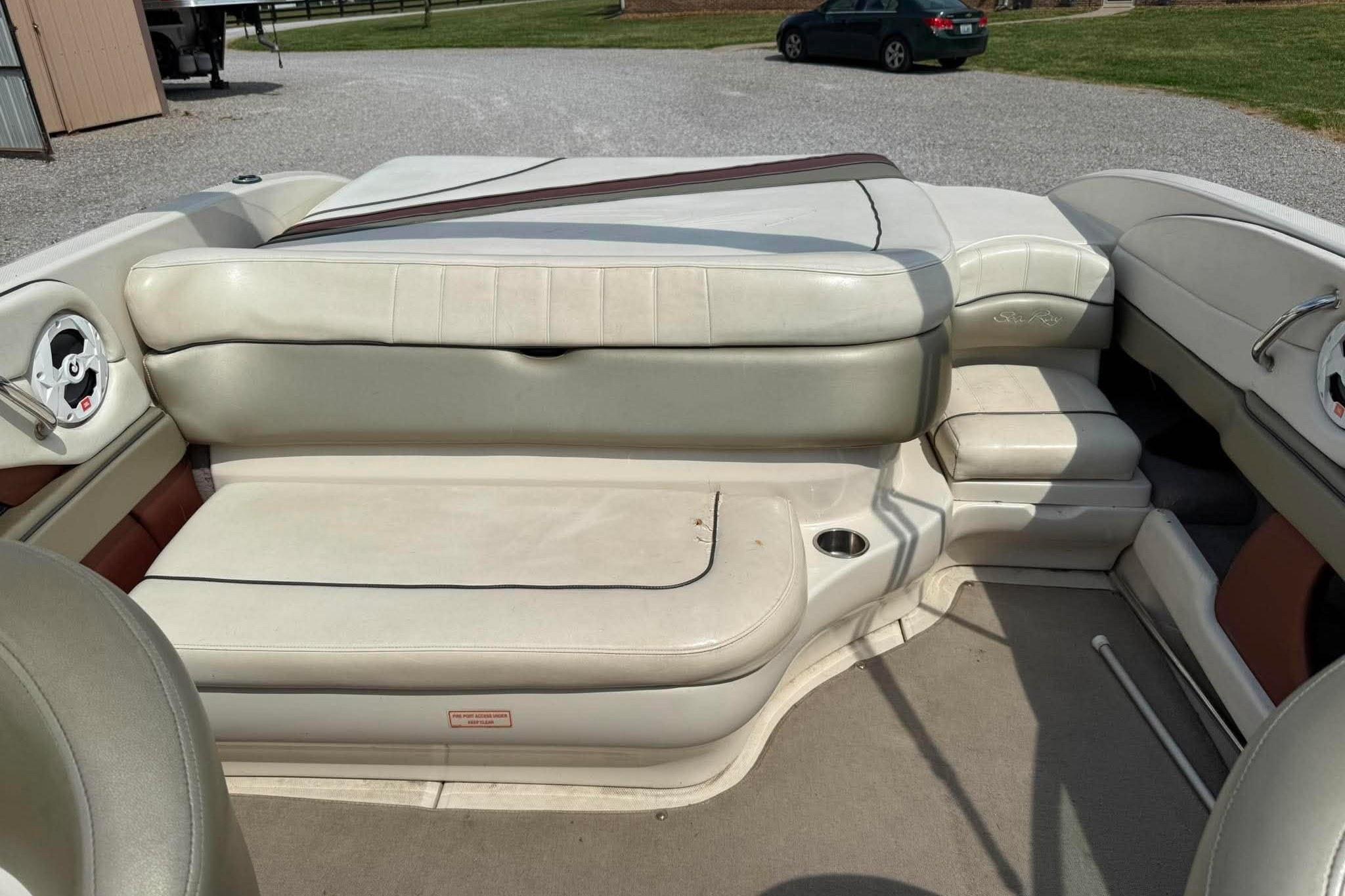 Used 2006 Sea Ray 220 Select