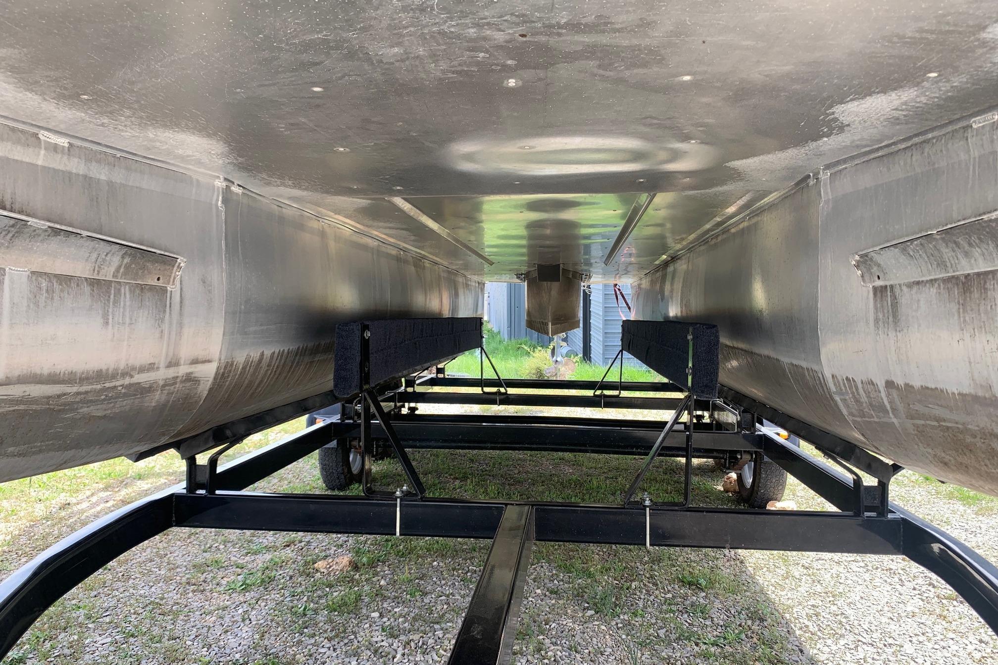 Used 2019 SunCatcher V22FC