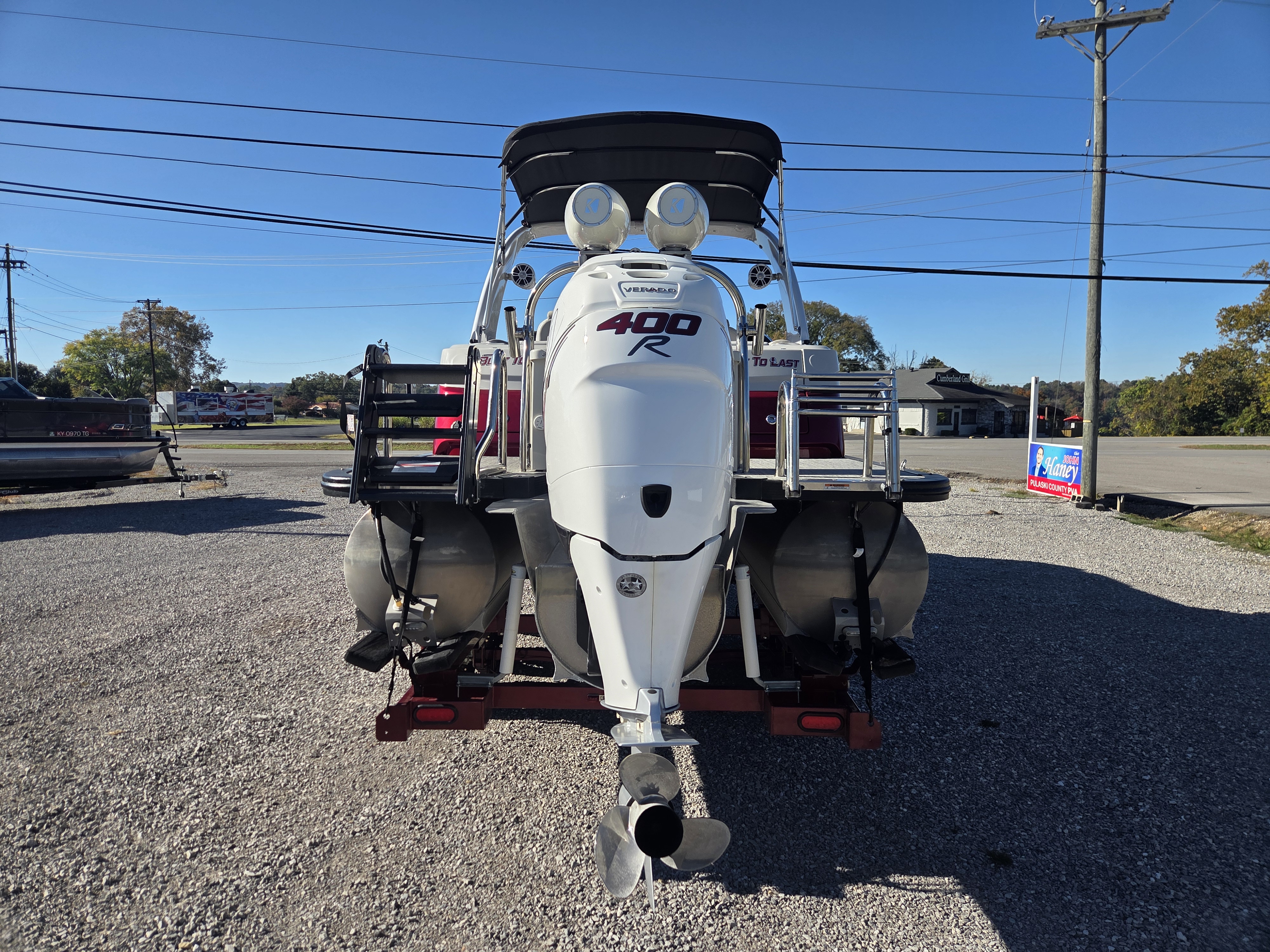 Used 2022 Avalon 2785 Excalibur QL Windshield