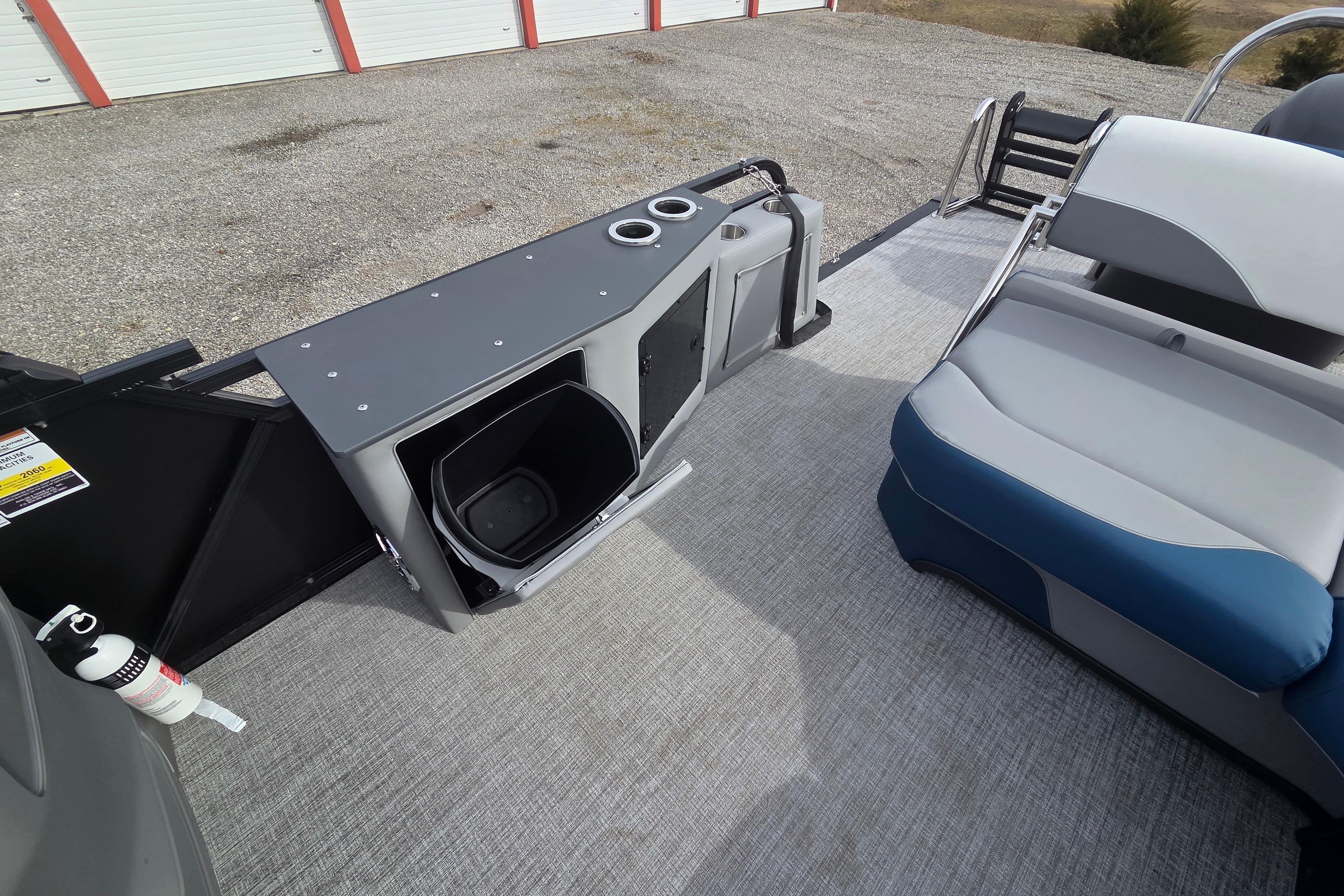 2026 Avalon Platinum LSZ 2585 Cruise Rear Bench
