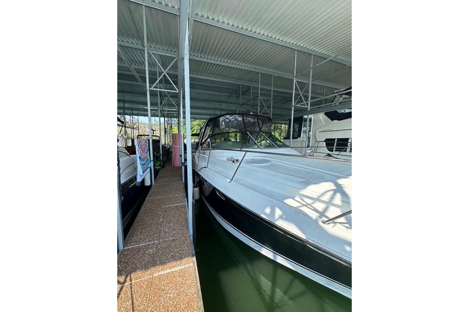 Used 2003 Four Winns 378 Vista