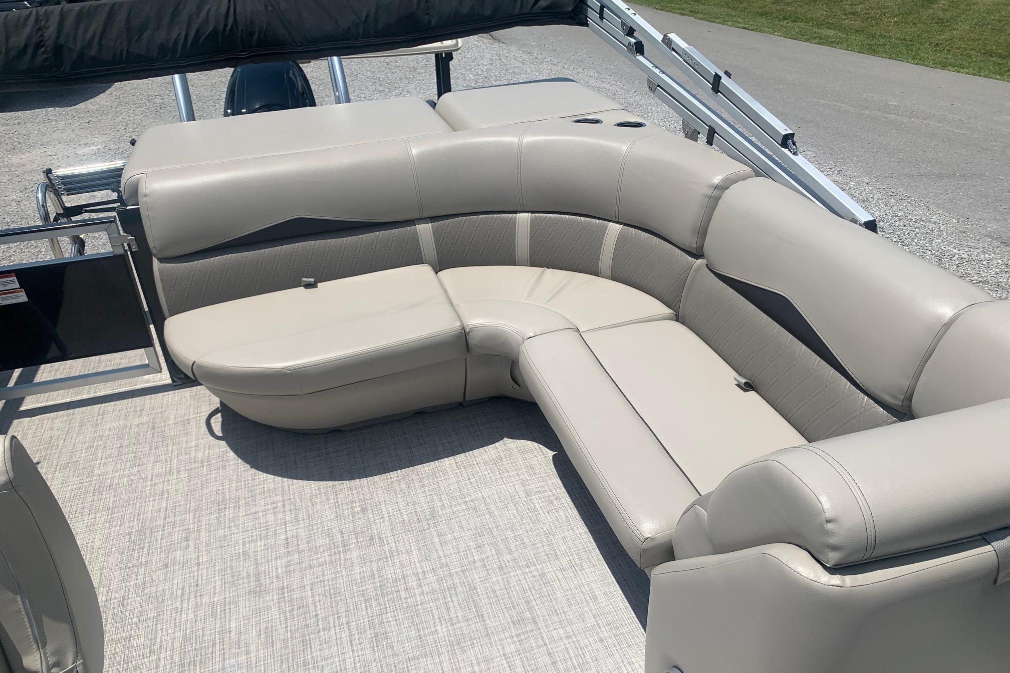 Used 2023 Silver Wave 2410 SW3 CLS