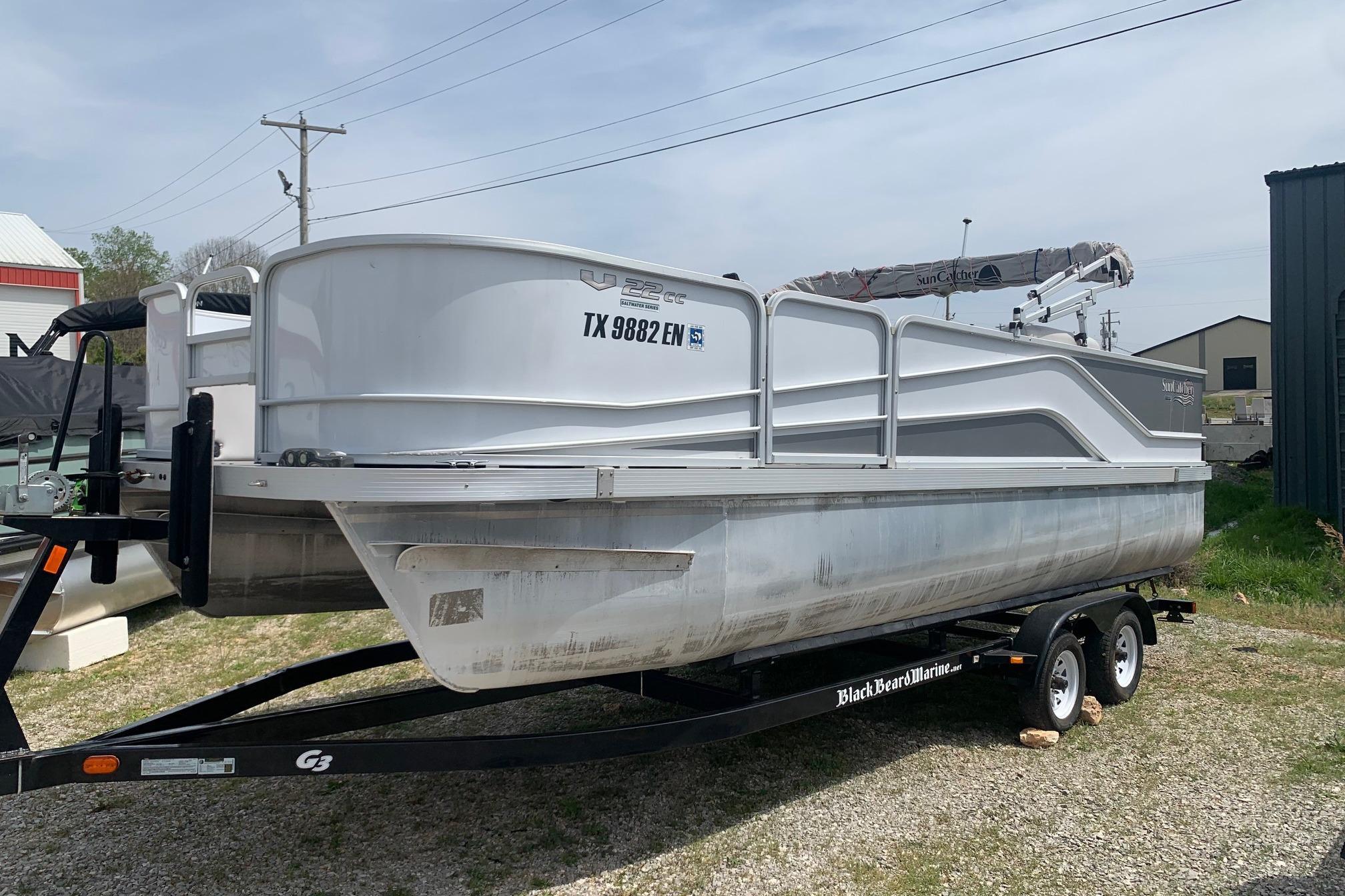 Used 2019 SunCatcher V22FC