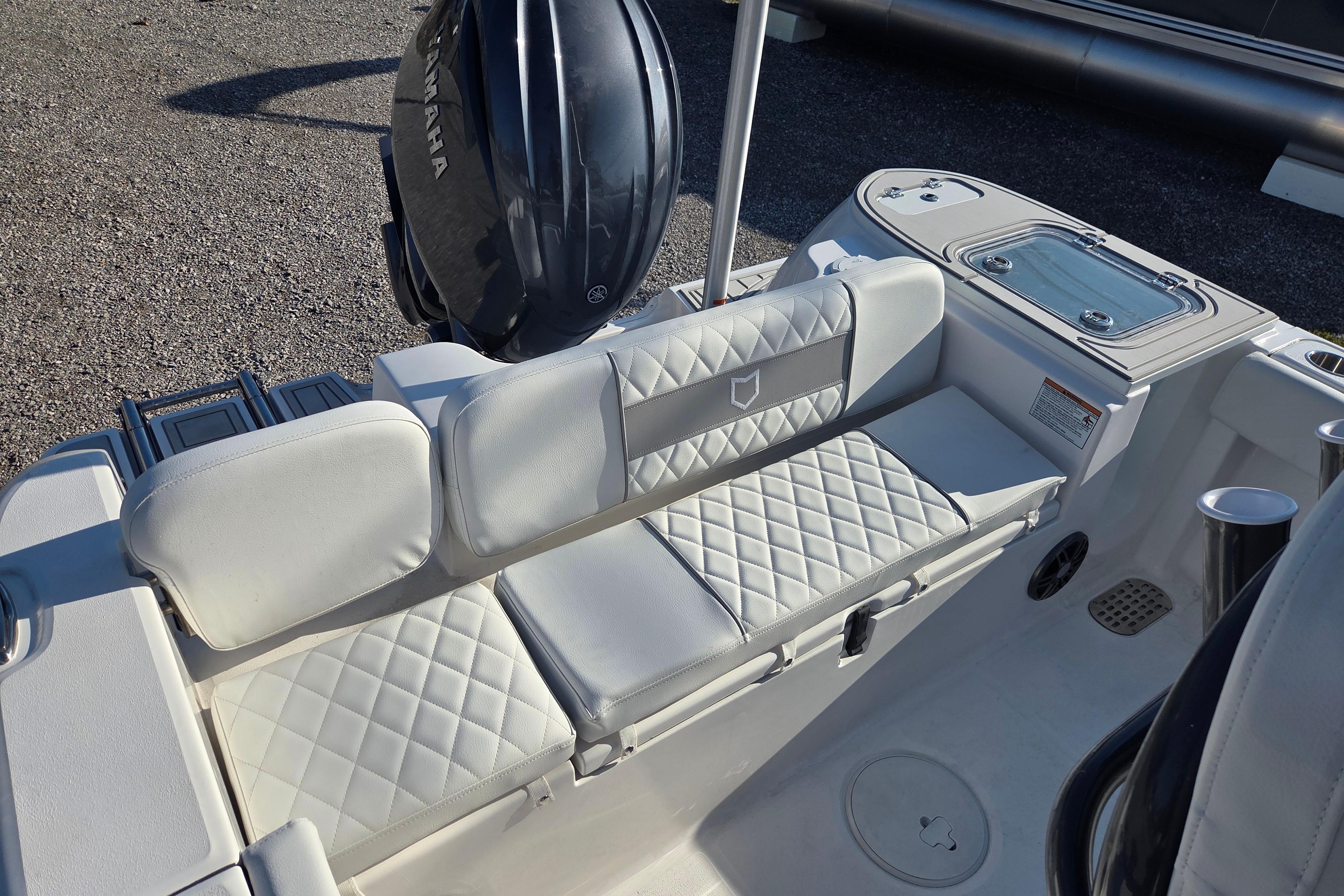 2026 Sea Fox 228 Commander