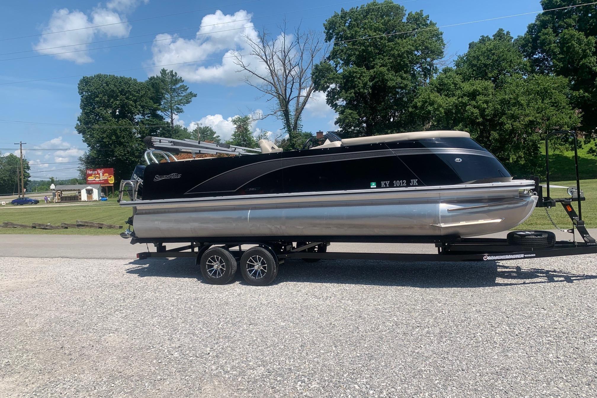 Used 2023 Silver Wave 2410 SW3 CLS