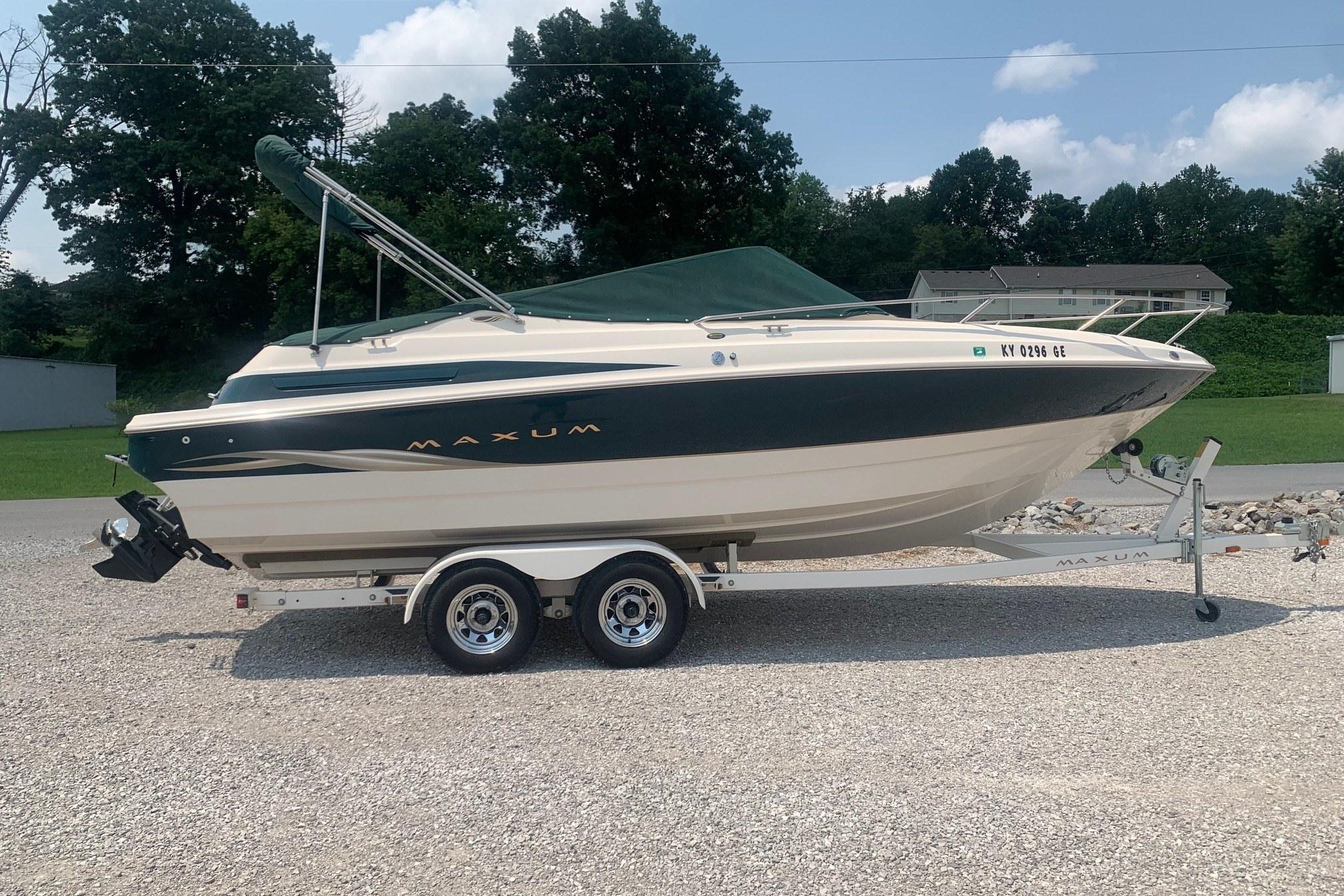 Used 2000 Maxum 2300 SC