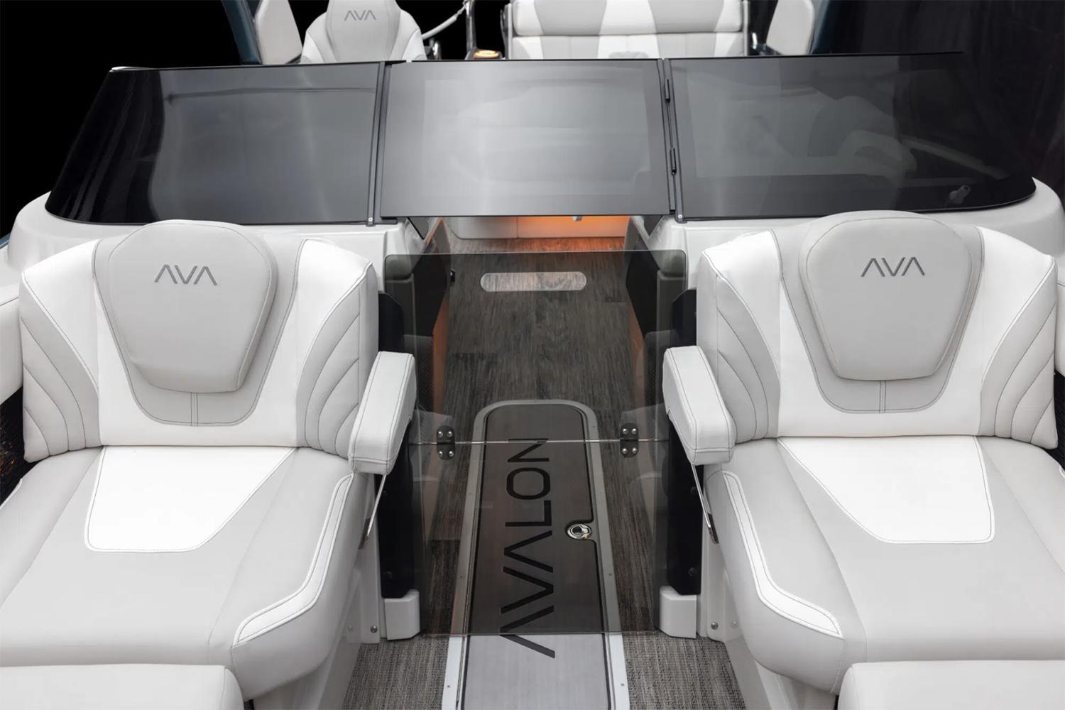 2026 Avalon Excalibur Versatile Rear Bench Windshield - 27'
