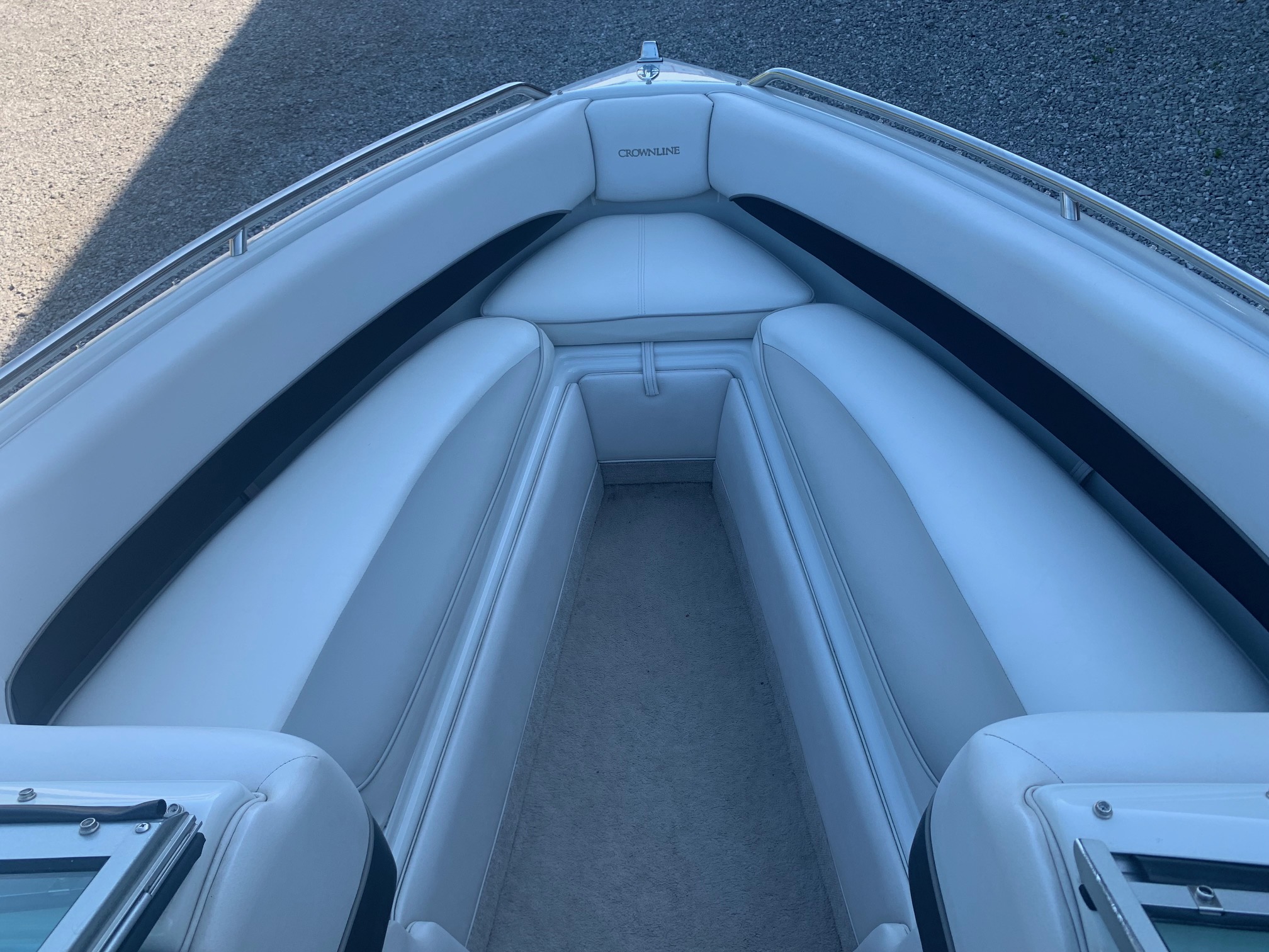 Used CROWNLINE 202 BOWRIDER " IMMACULATE CONDITION"