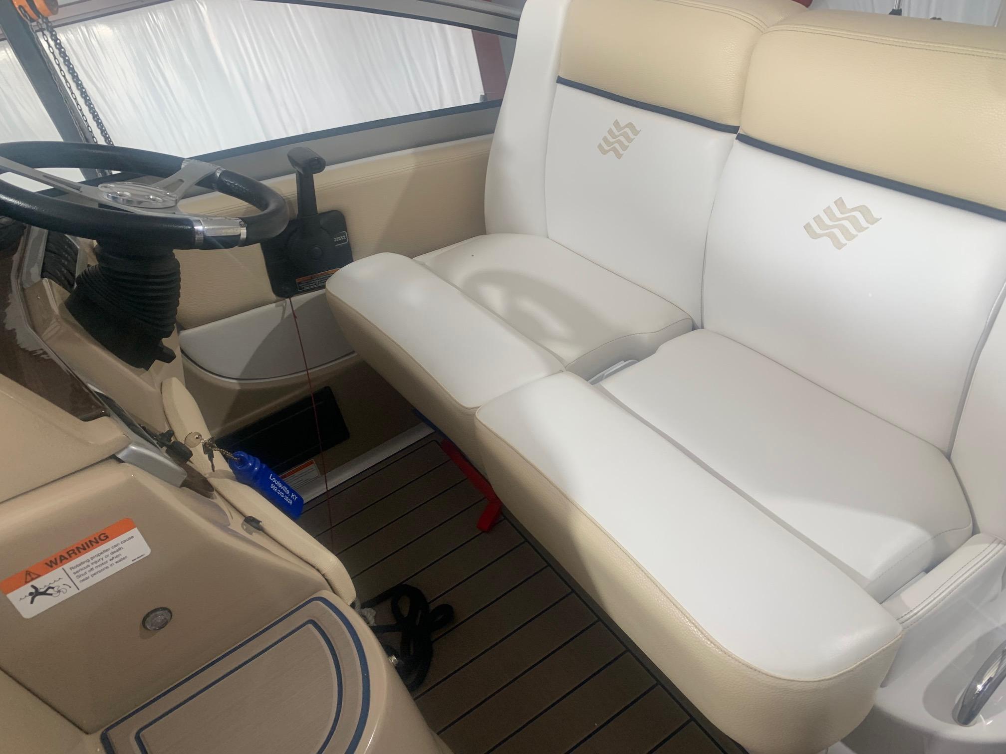 Used 2008 Four Winns V258