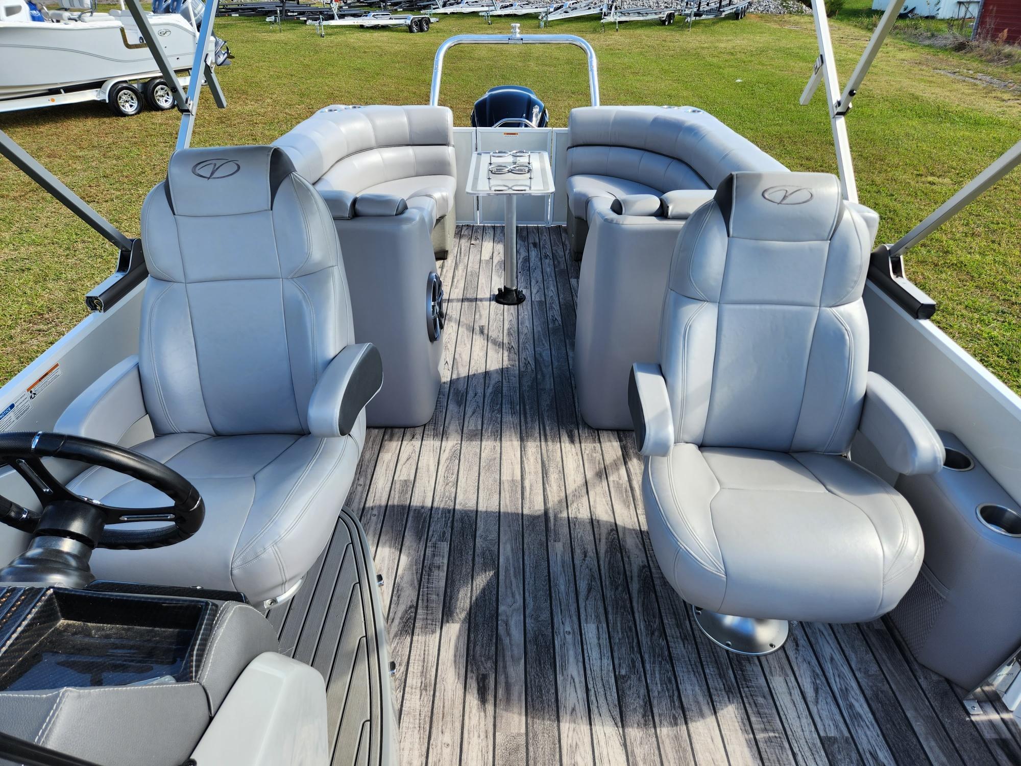 Used 2019 Veranda VTX 25RC