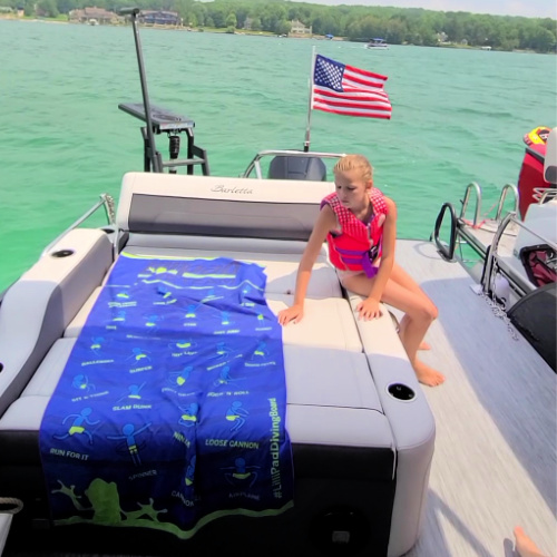 TOWEL – LilliPad Dive Team