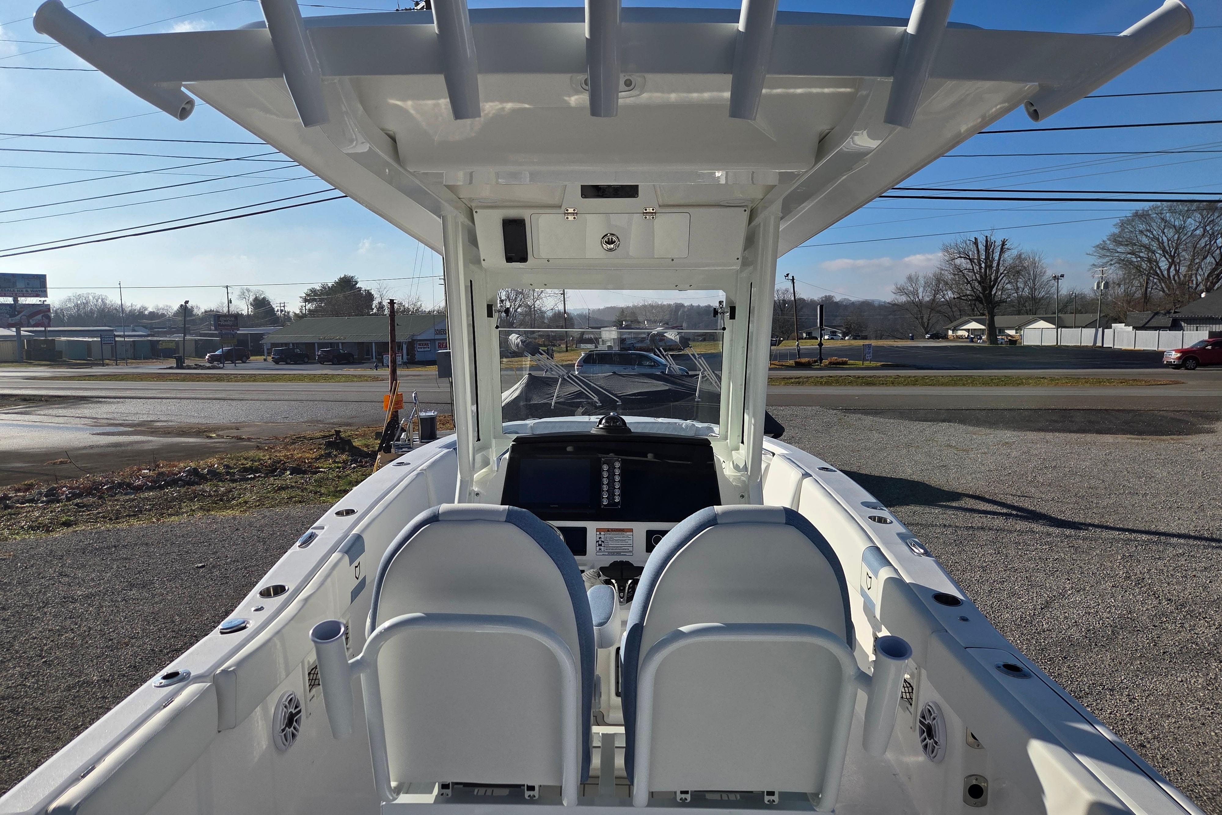 2026 Sea Fox 268 Commander