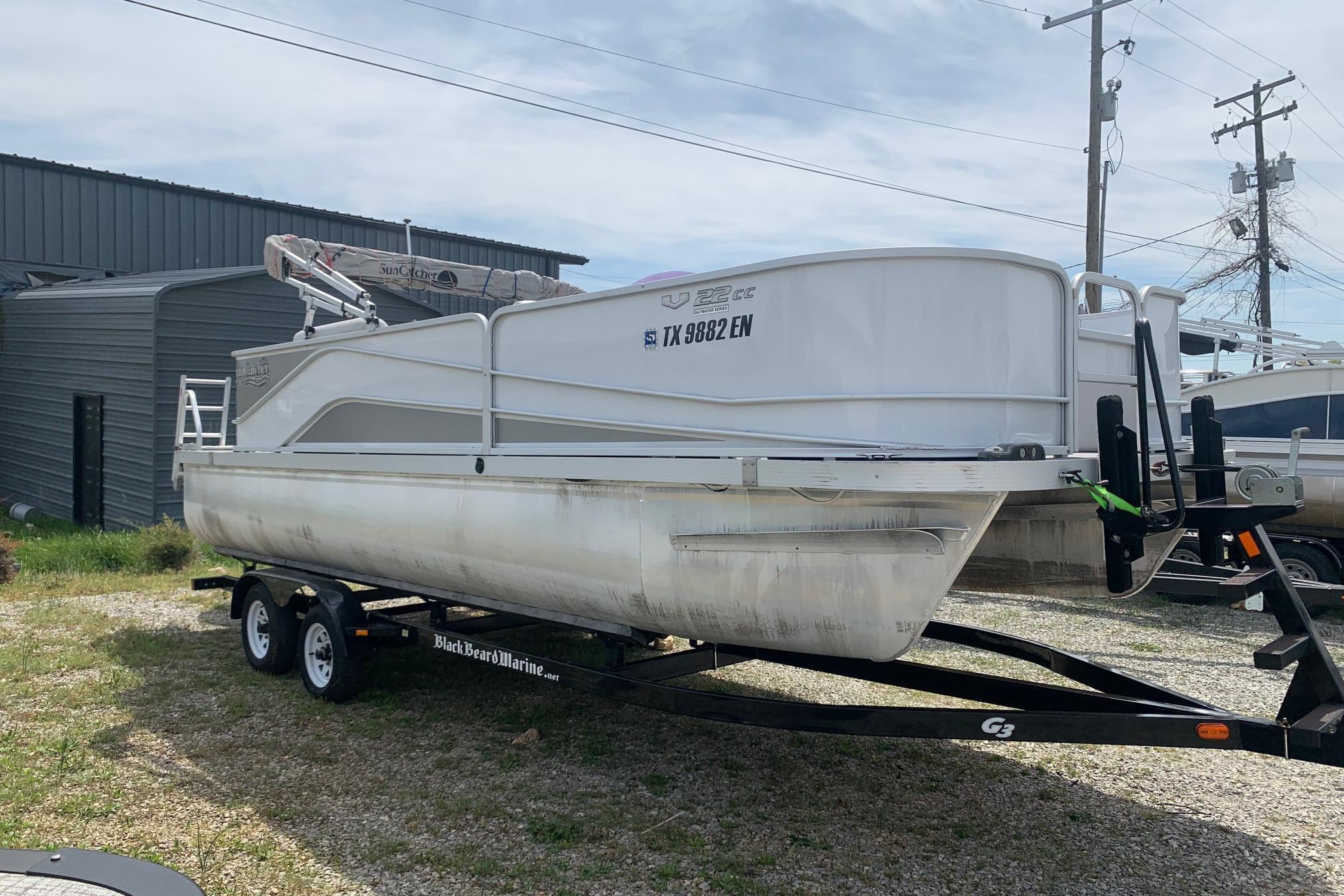 Used 2019 SunCatcher V22FC