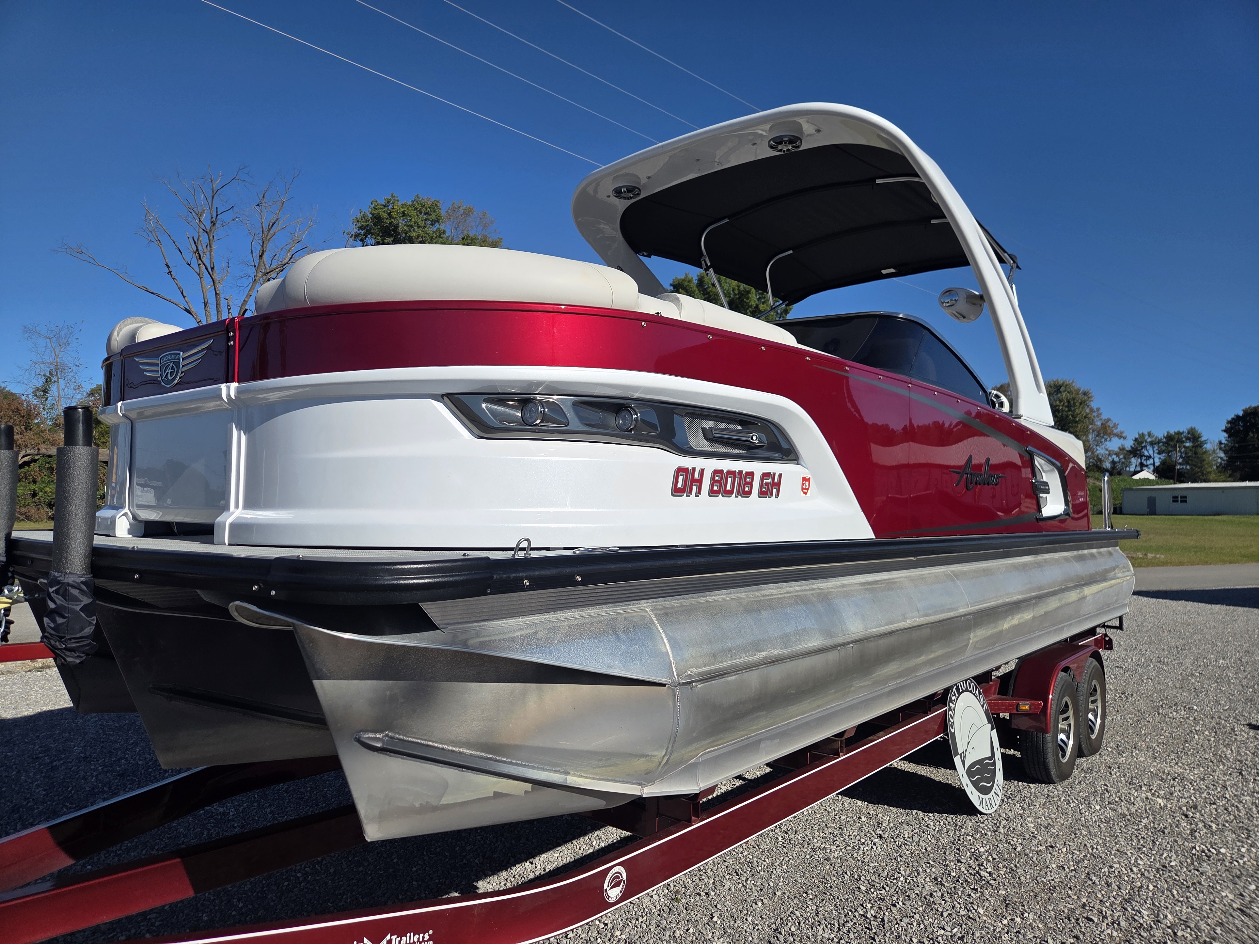 Used 2022 Avalon 2785 Excalibur QL Windshield