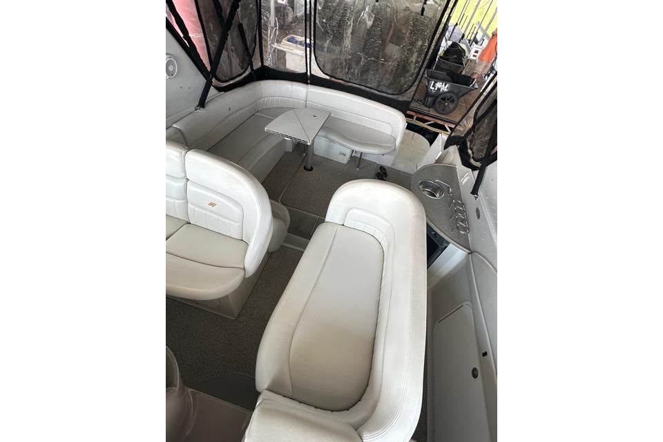 Used 2003 Four Winns 378 Vista