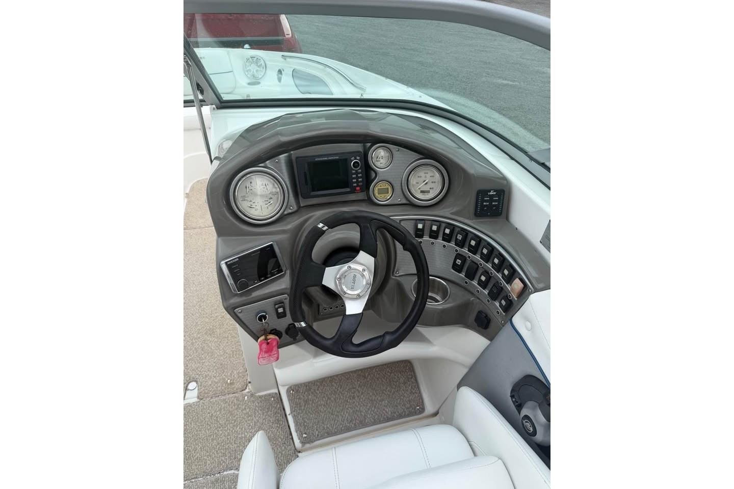 Used 2013 Rinker 276 Captiva Bowrider
