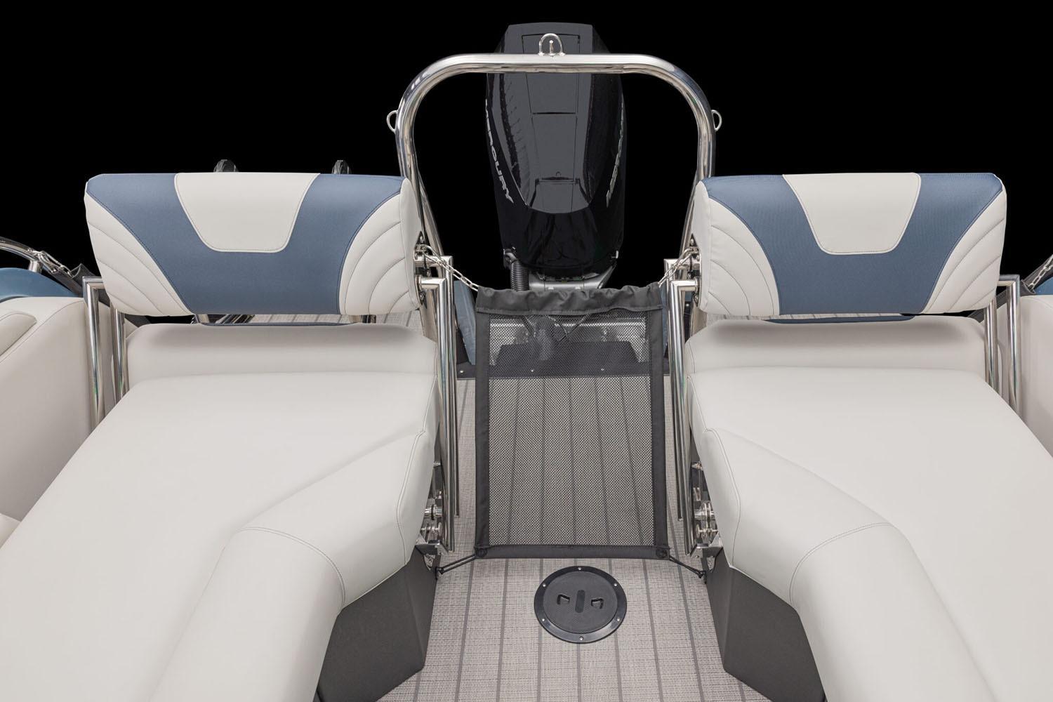2026 Avalon Excalibur Quad Lounge Shift Windshield - 27'
