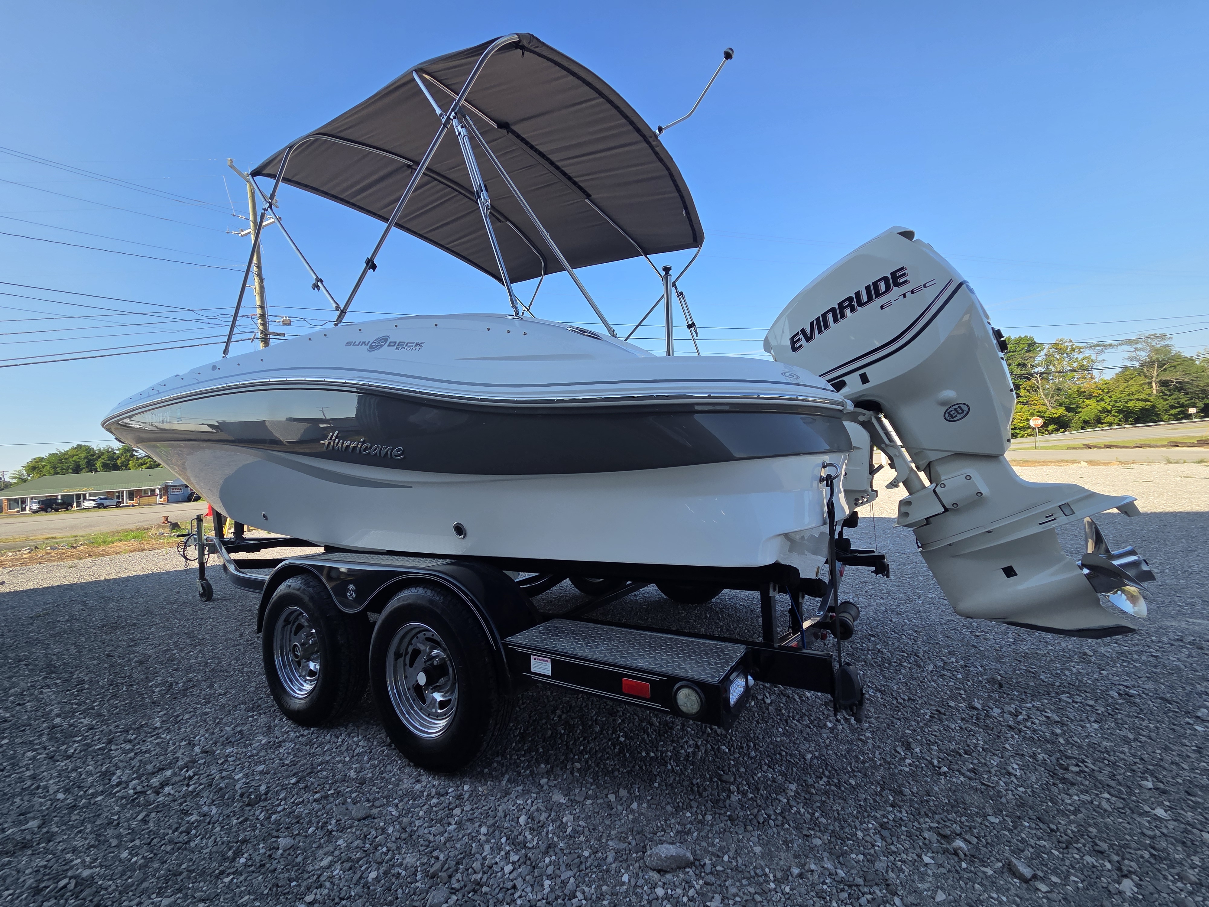 Used 2013 Hurricane 203 Sundeck Sport OB