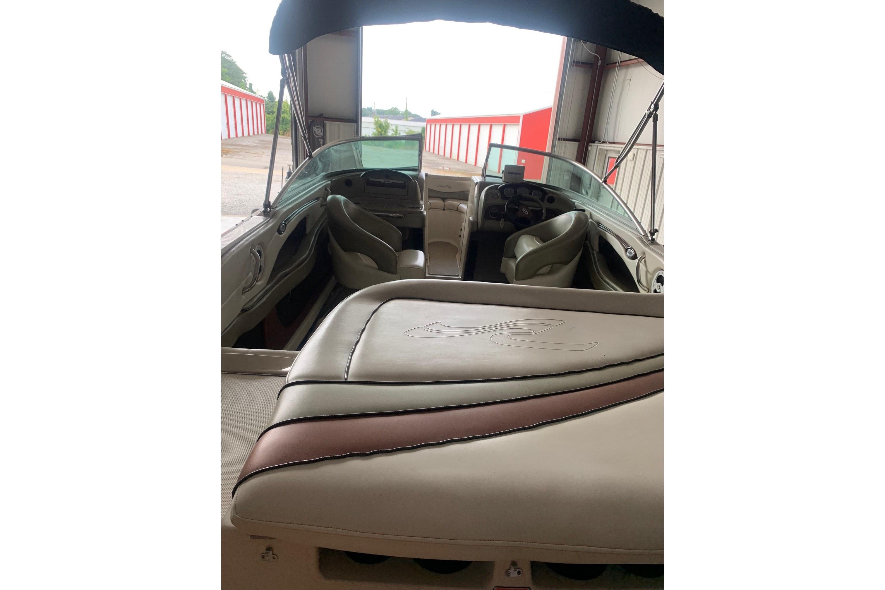 Used 2006 Sea Ray 220 Select