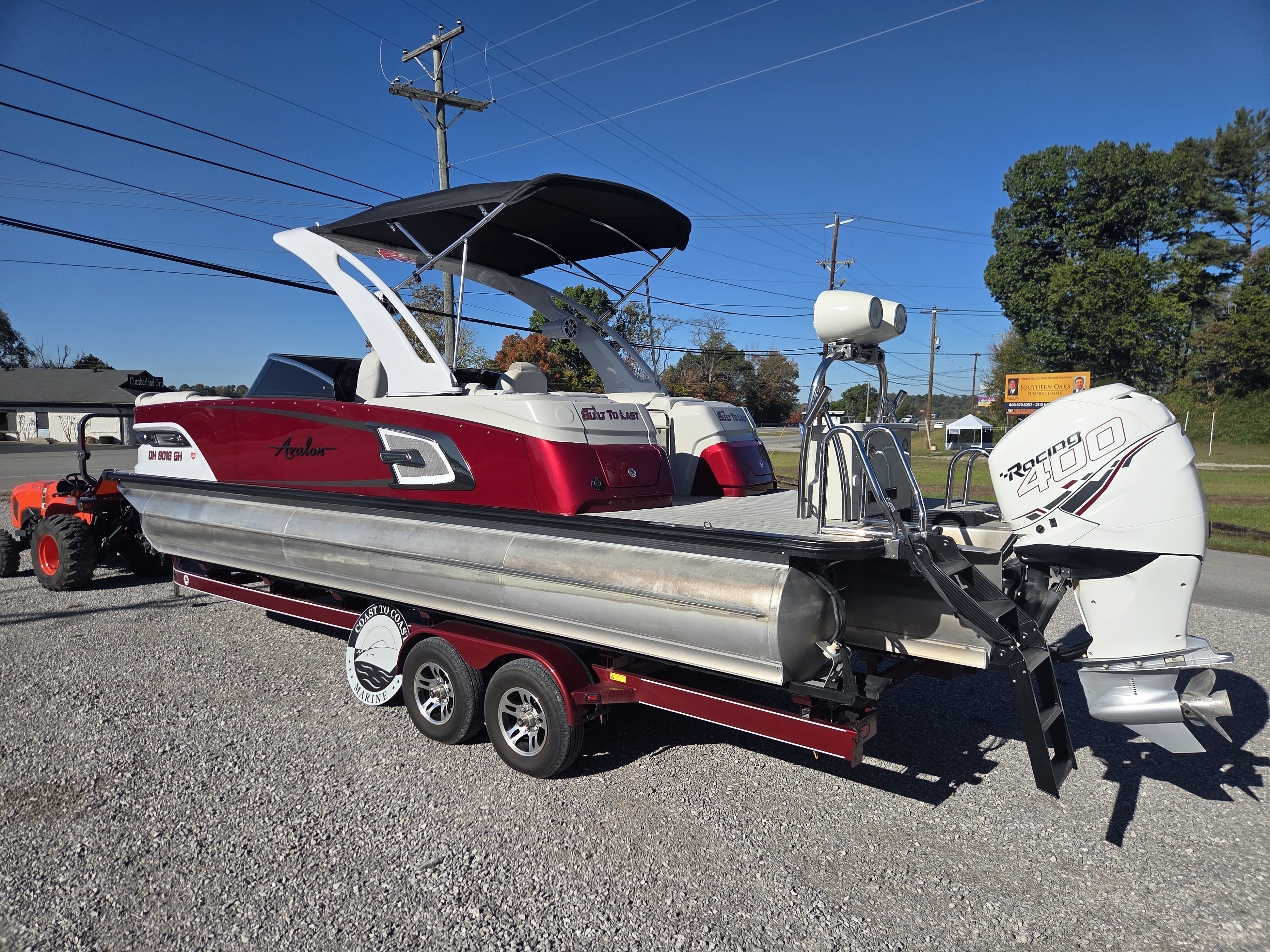 Used 2022 Avalon 2785 Excalibur QL Windshield