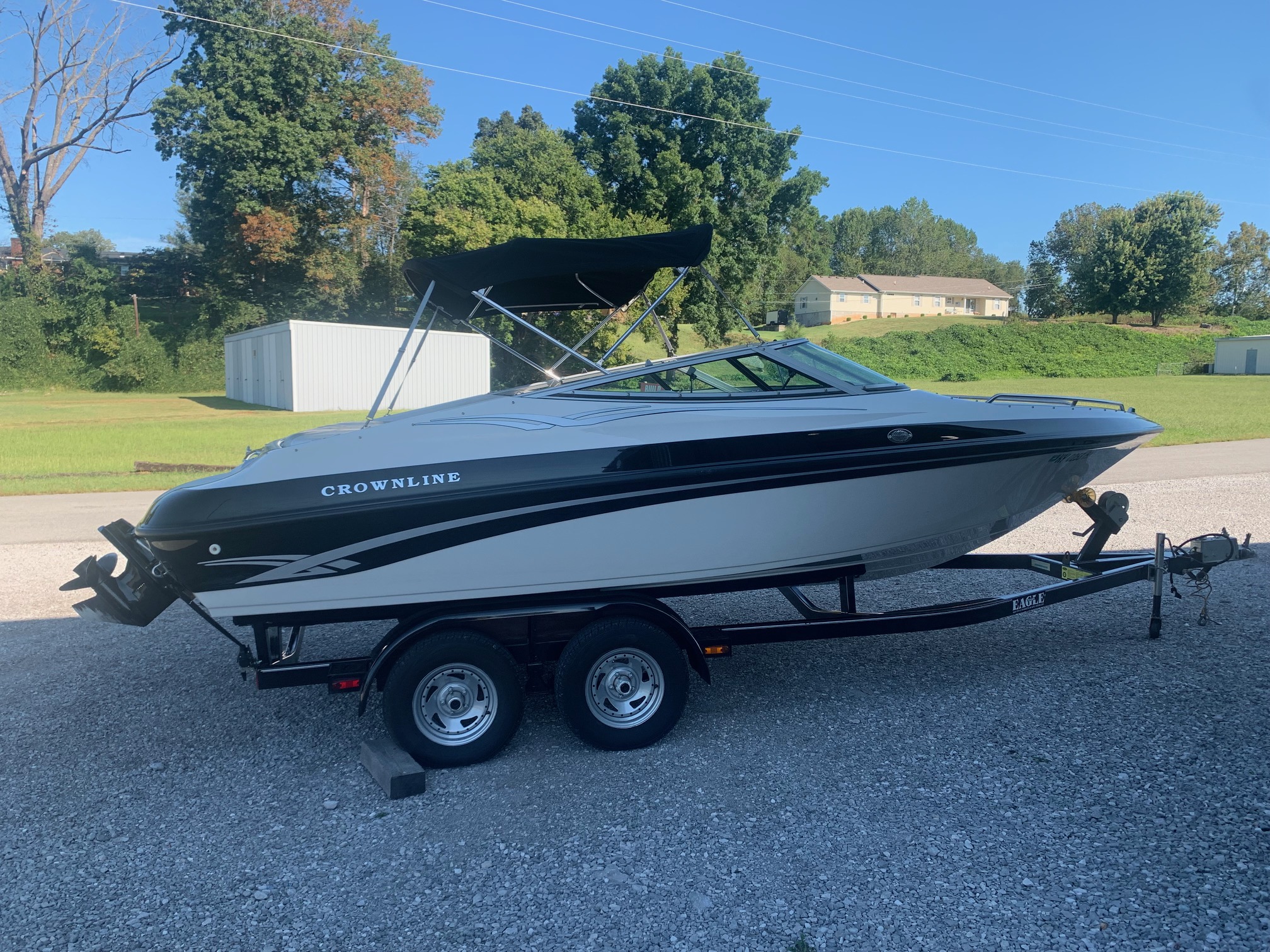Used CROWNLINE 202 BOWRIDER " IMMACULATE CONDITION"