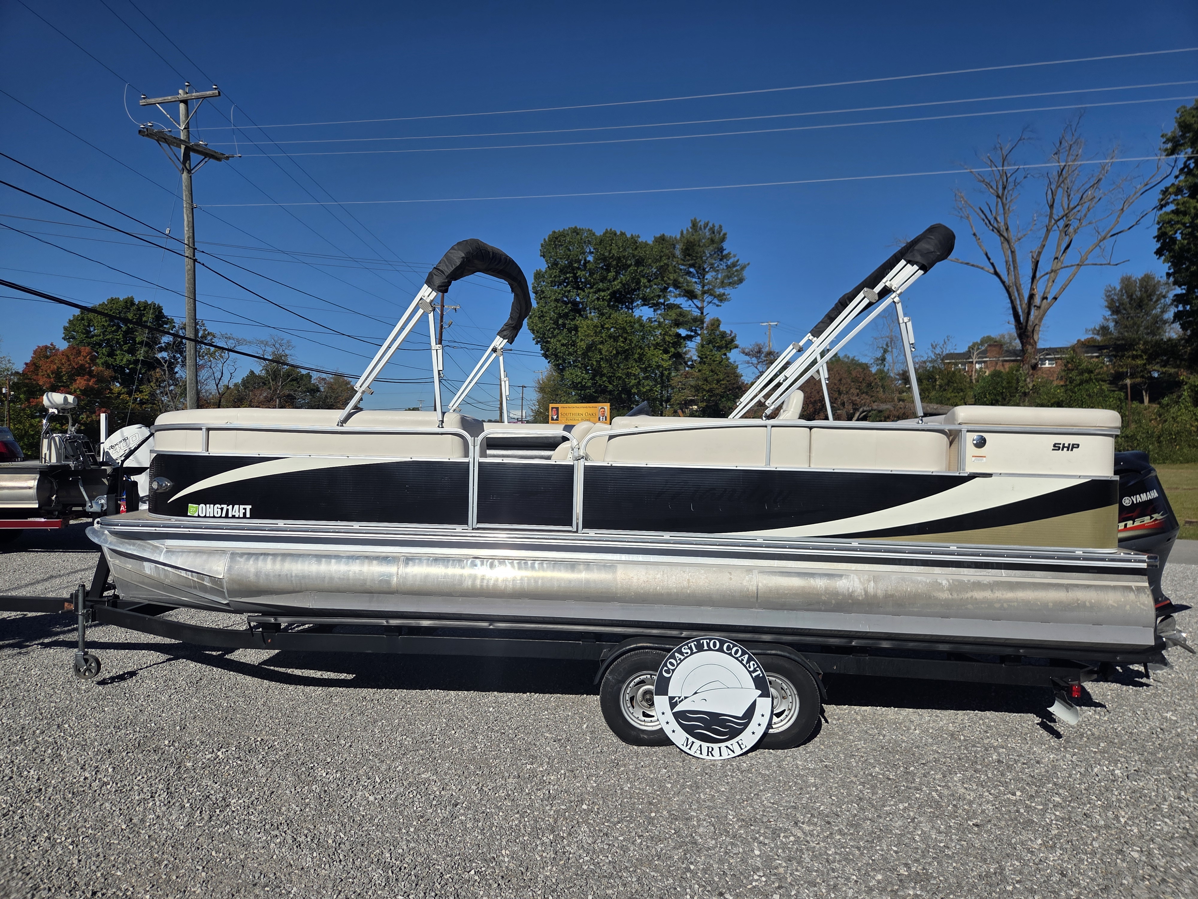 Used 2011 Manitou 24 Encore Tri-toon