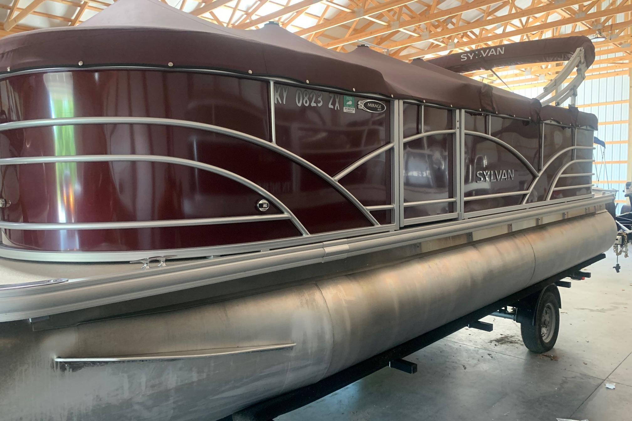 Used 2019 Sylvan Mirage 820 Cruise