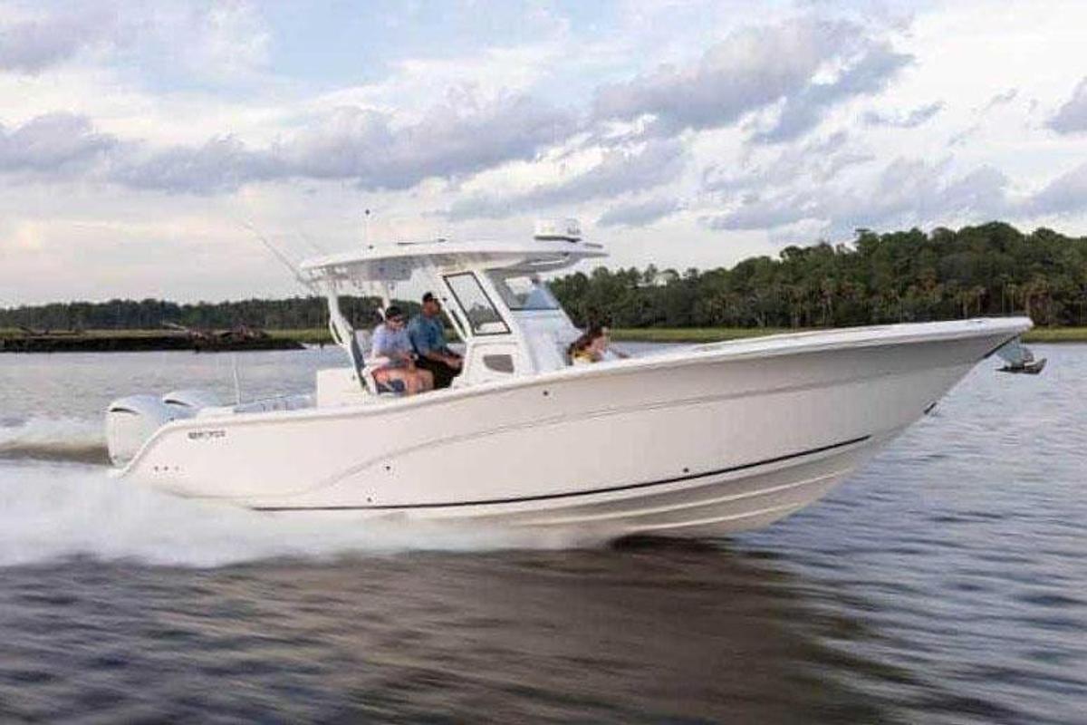 2026 Sea Fox 328 Commander