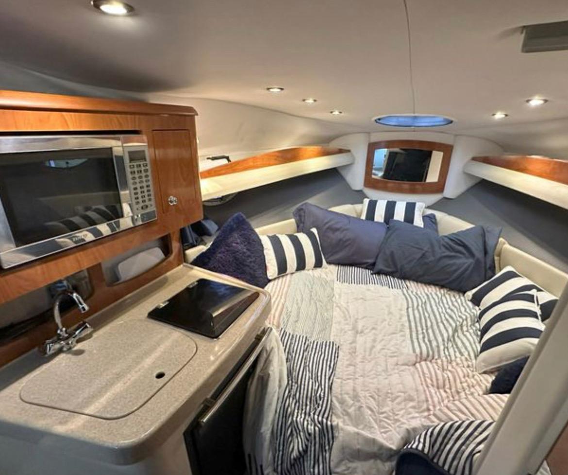 Used 2008 Four Winns V258