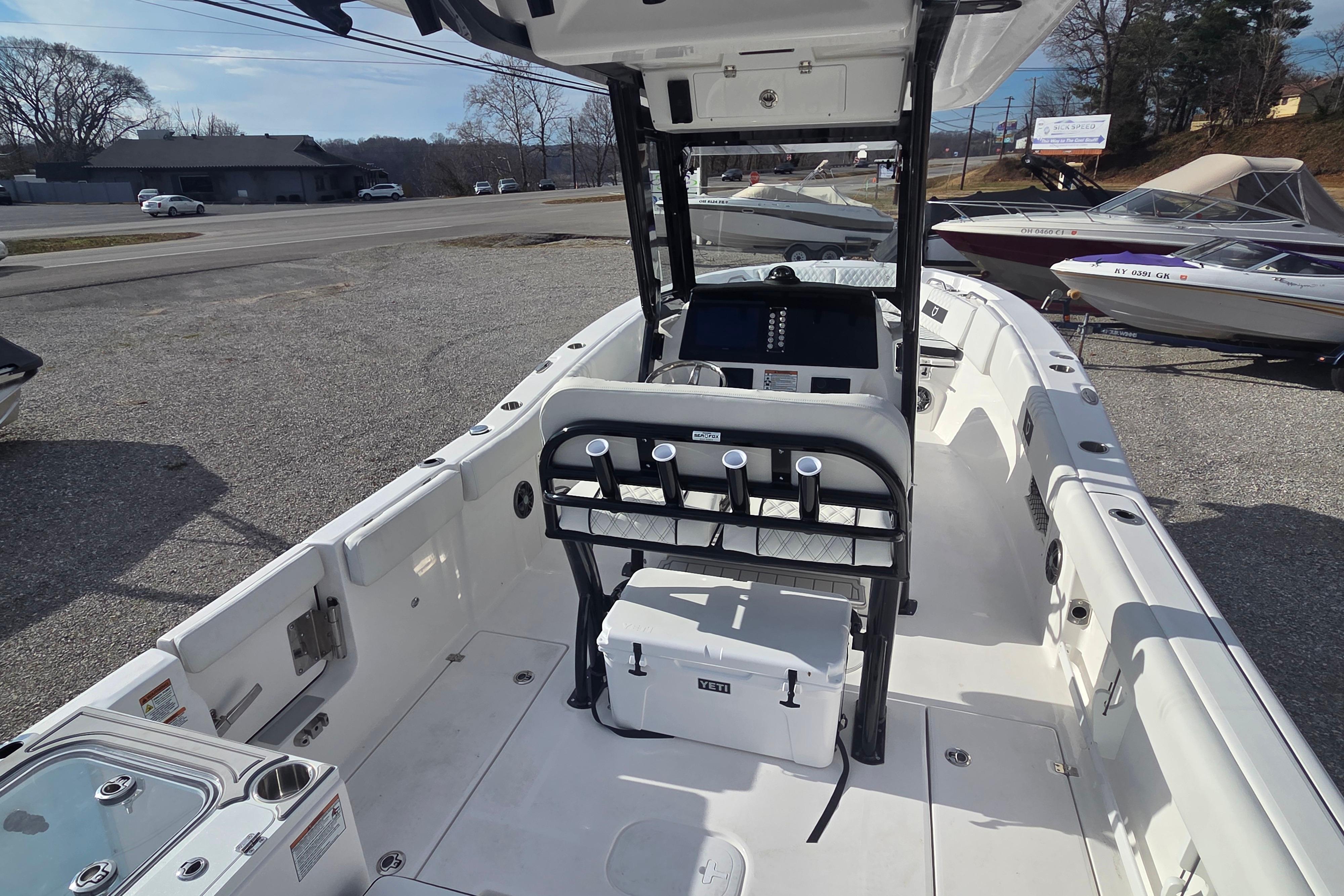 2026 Sea Fox 268 Commander