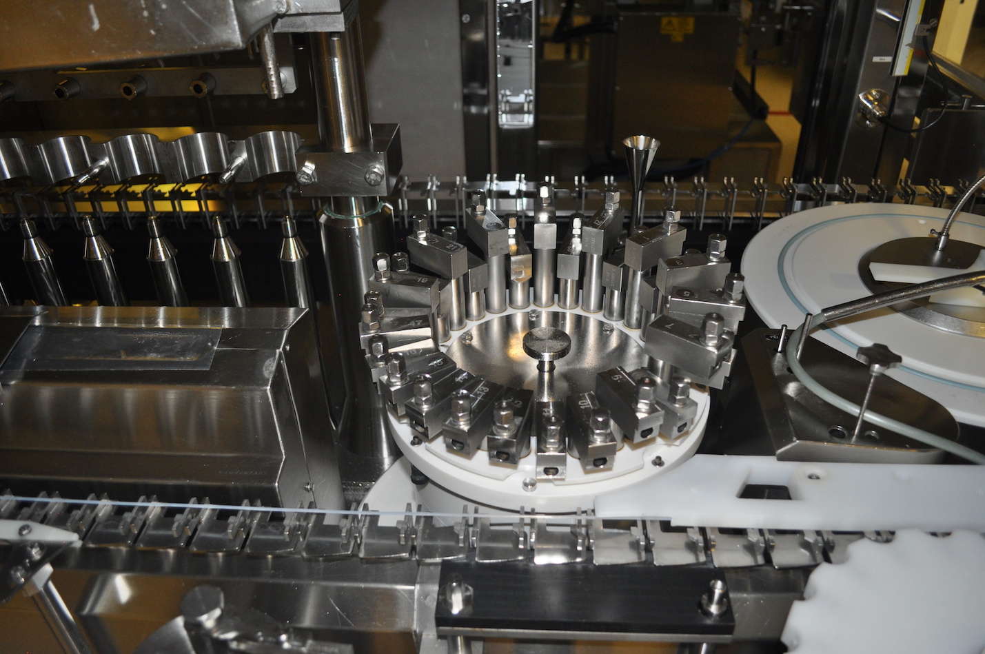 Used Coplit Filing Line Used Sold BOSCH – Complete Filling Line for Vials – RRU3084 + HQL5221 ...