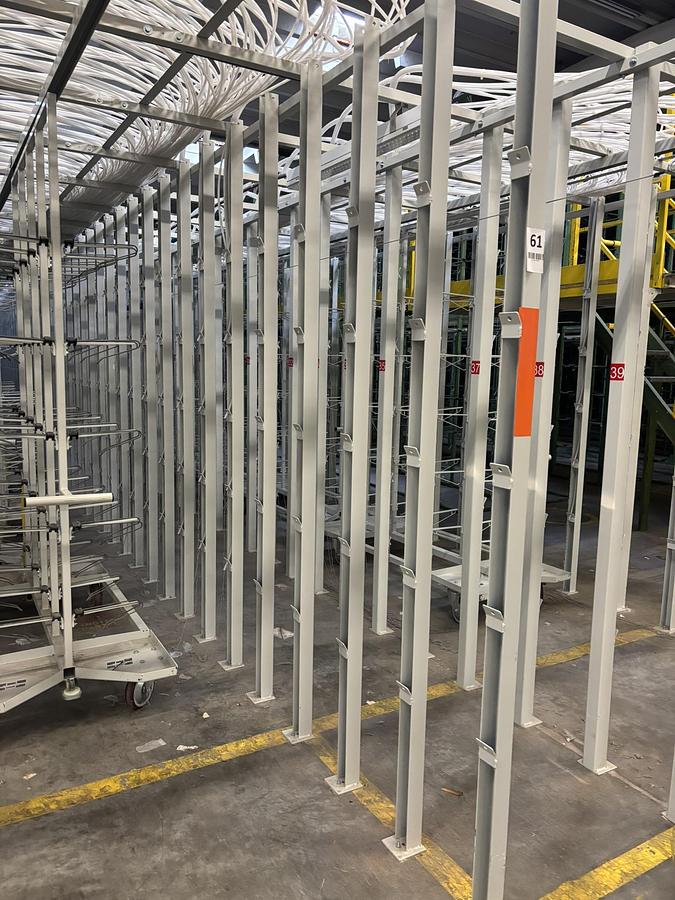 Used Matthys tufing creel with mobile creel carts