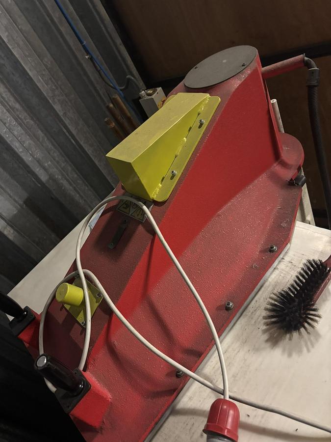 Used Sample press Ares