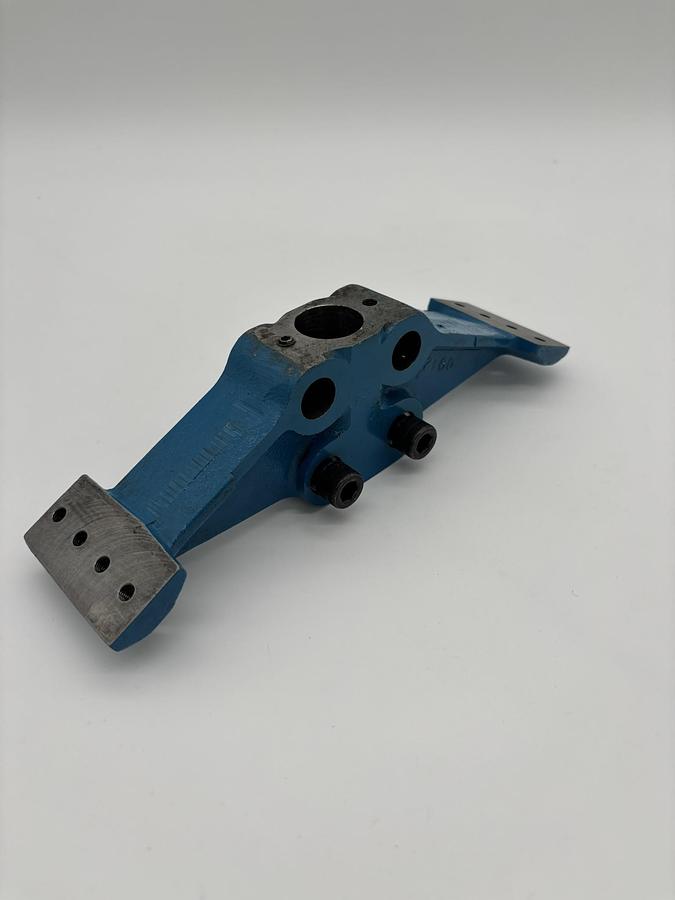 Used Cobble Double sliding needlebar pushrod foot