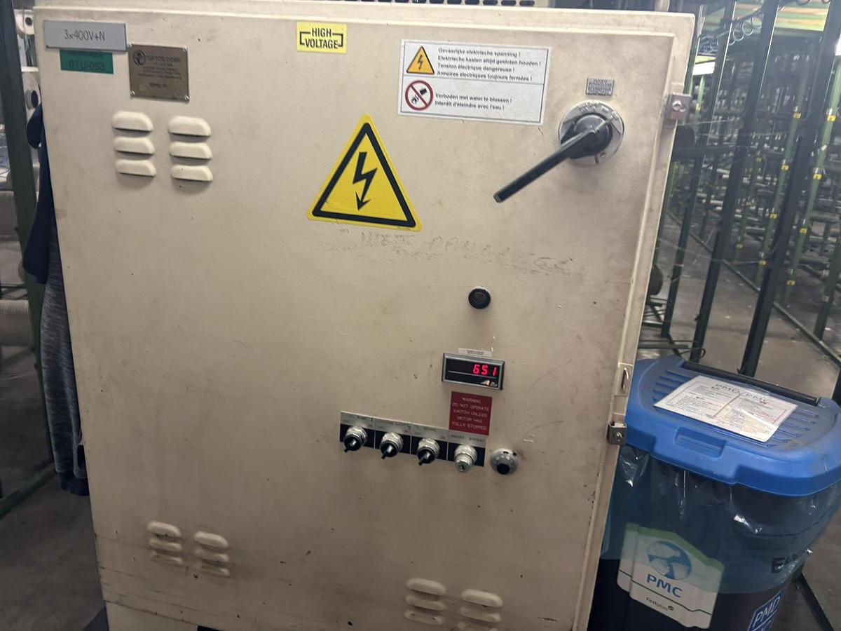 Used Tuftco 1/4" LP Multiroll