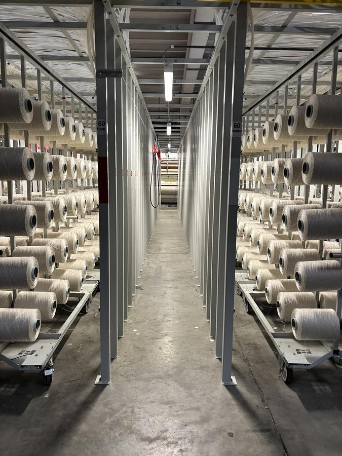 Used Matthys tufing creel with mobile creel carts