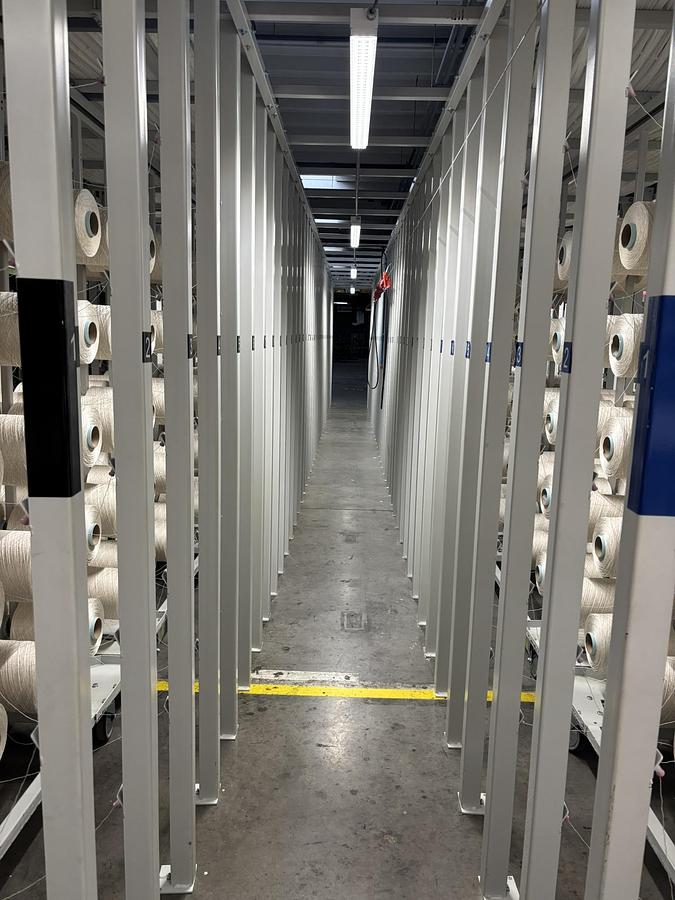 Used Matthys tufing creel with mobile creel carts