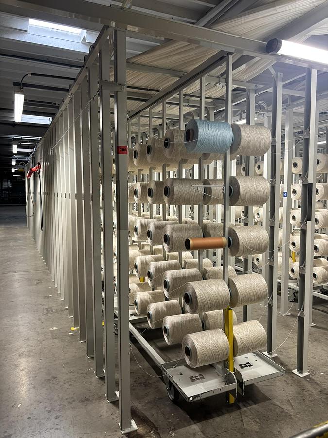 Used Matthys tufing creel with mobile creel carts