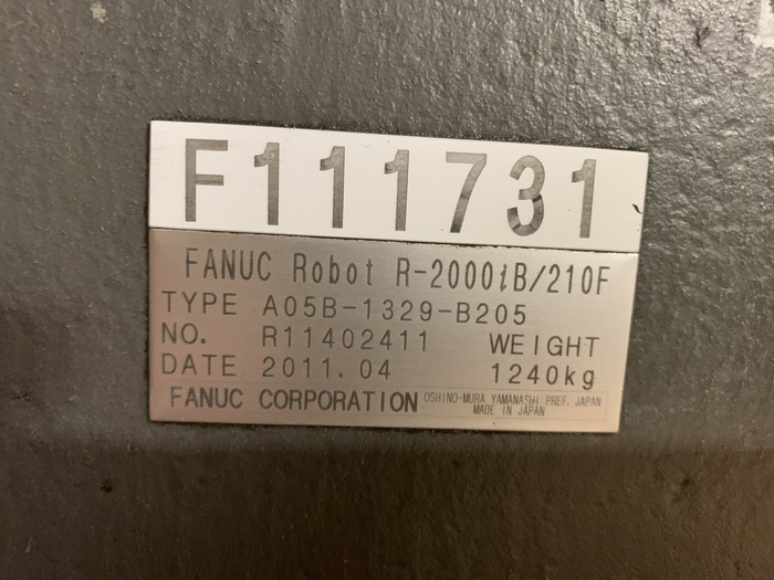 FANUC R2000iB/210F 210KG X 2655MM REACH 6 AXIS CNC ROBOT W/R30iA CONTROLS WITH ARO SERVO GUN