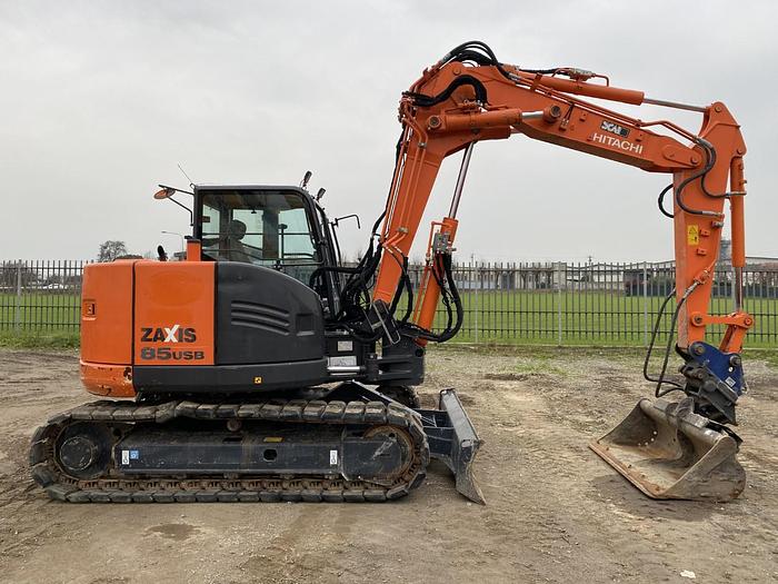 Usato 2015 HITACHI ZX-85 USB-5
